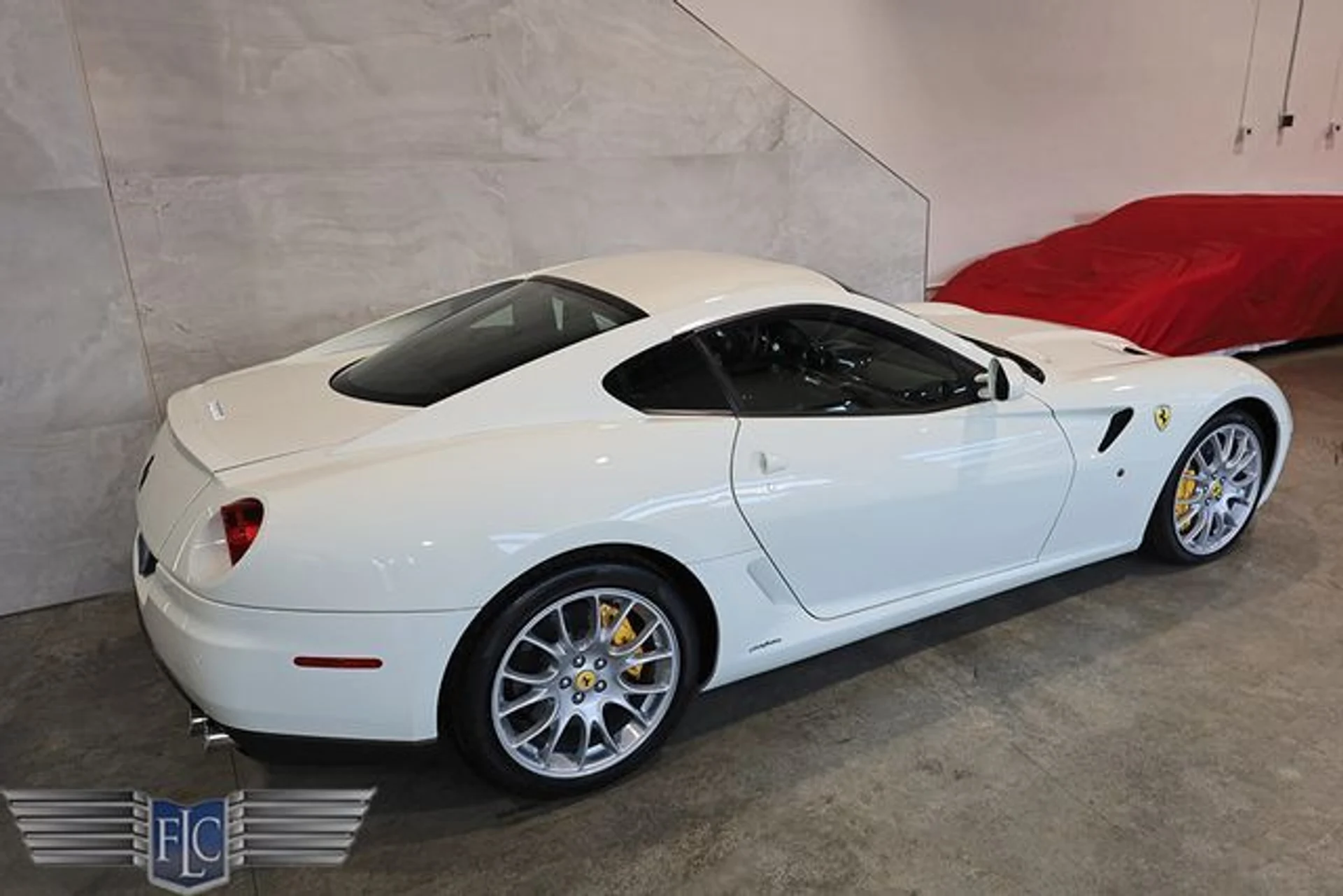mph012_3693483802_used_2011_ferrari_599_2drcoupegtbfiorano_9689_23067510_17_640_79bbf6e7b8