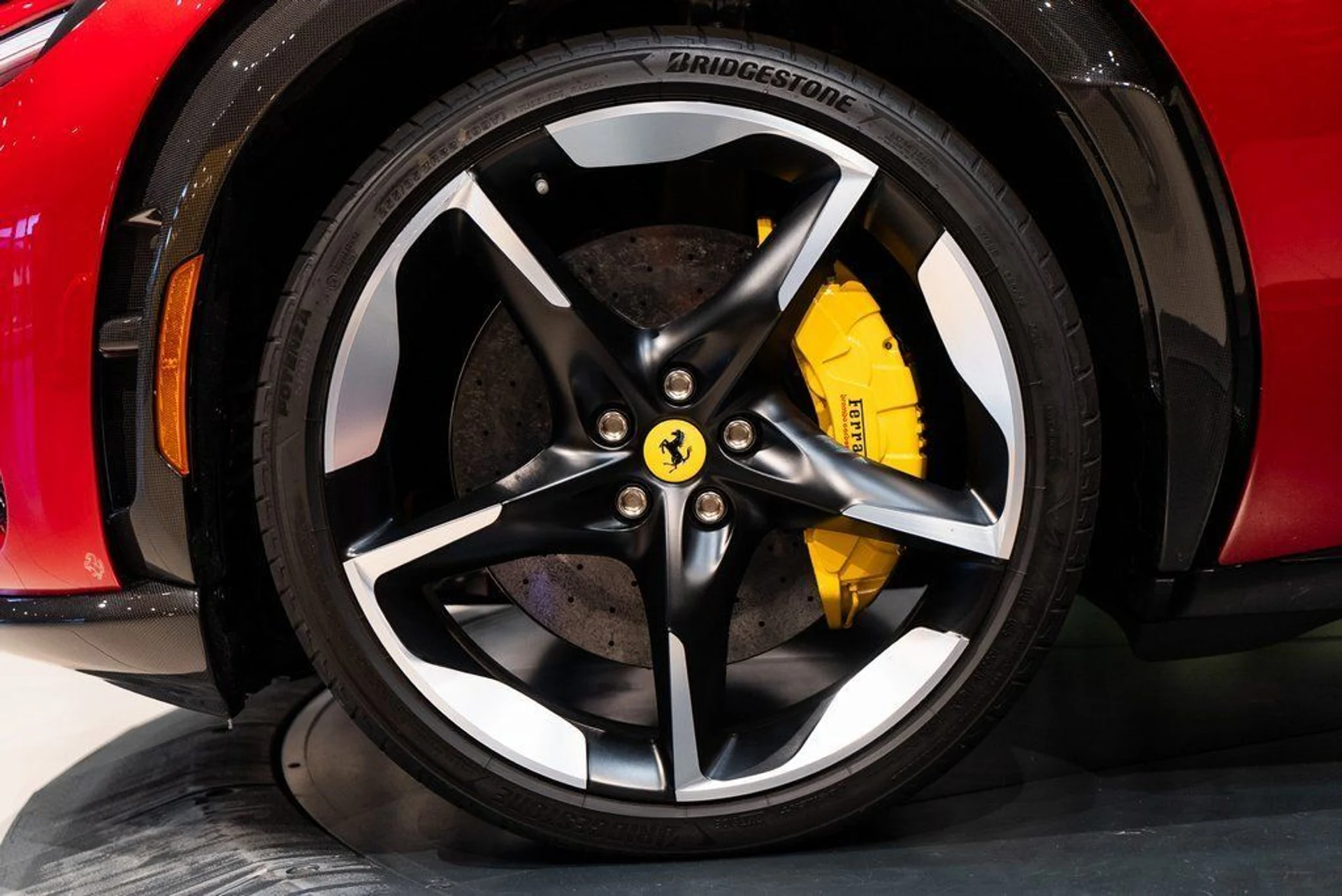 mph012_3698520005_e5fe5527882b0bbc666e31c4de09b6d8_d10af5cddd