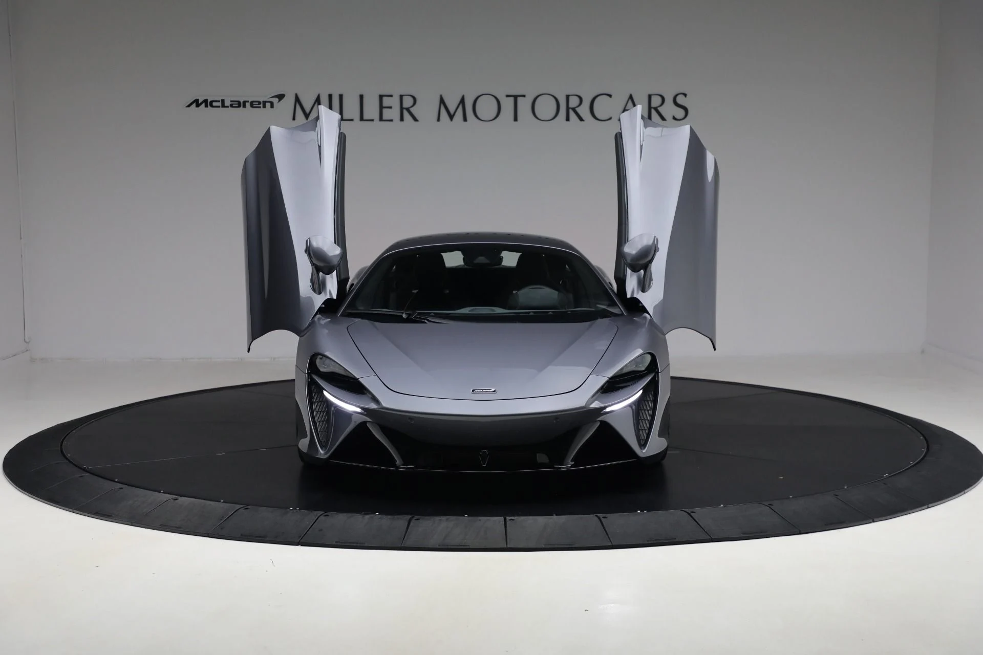 mph012_3713229979_Used_2024_Mc_Laren_Artura_Performance_344be72af2