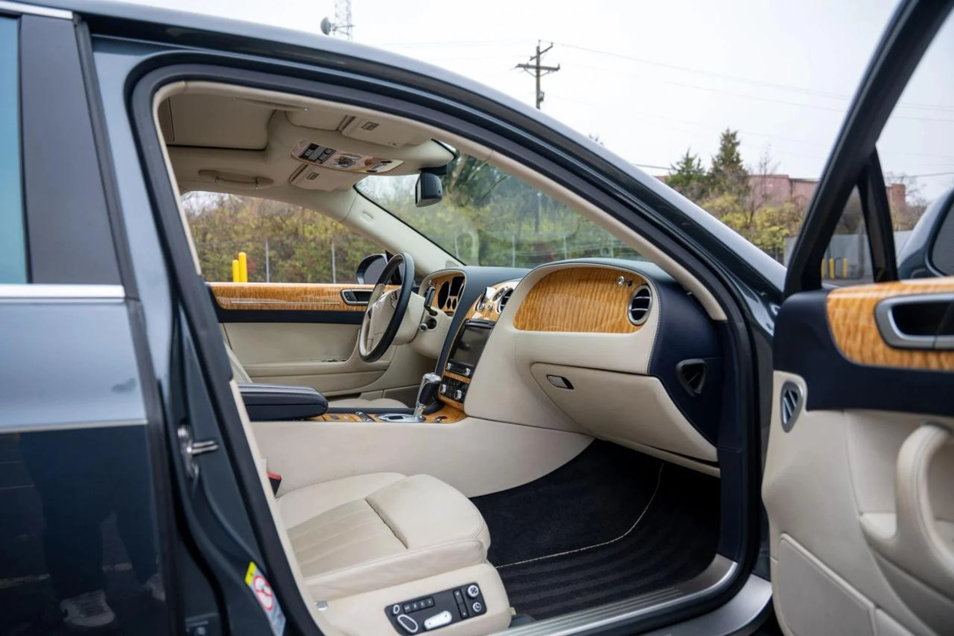 mph012_3714836506_67de6a624be43b9fa5e97f801c560f30_352f050e5f