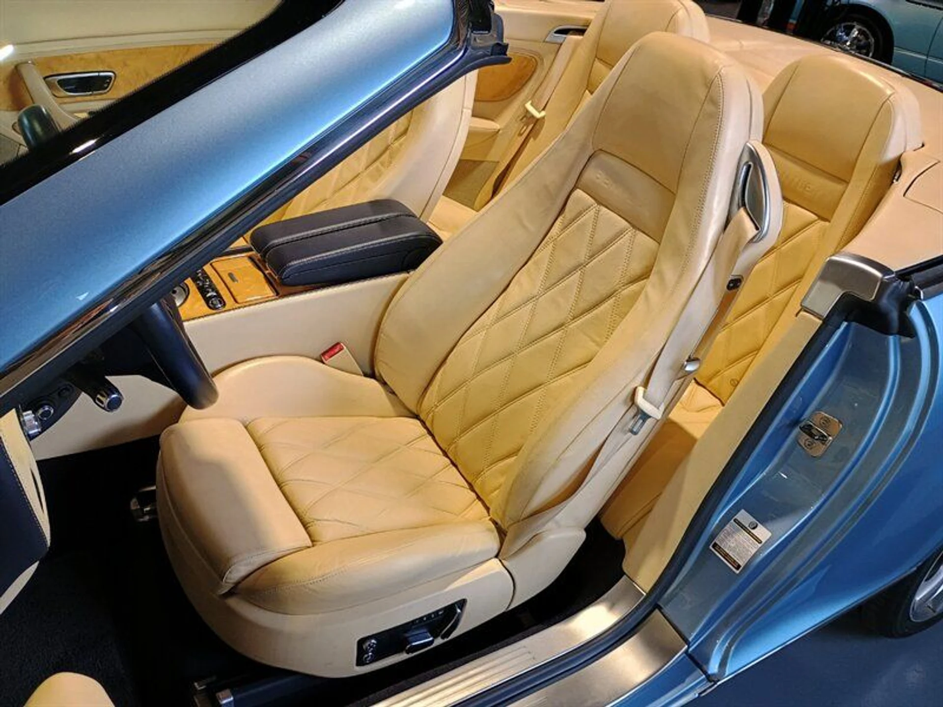 mph012_3722314726_974610f74d_800_0a380d9b00