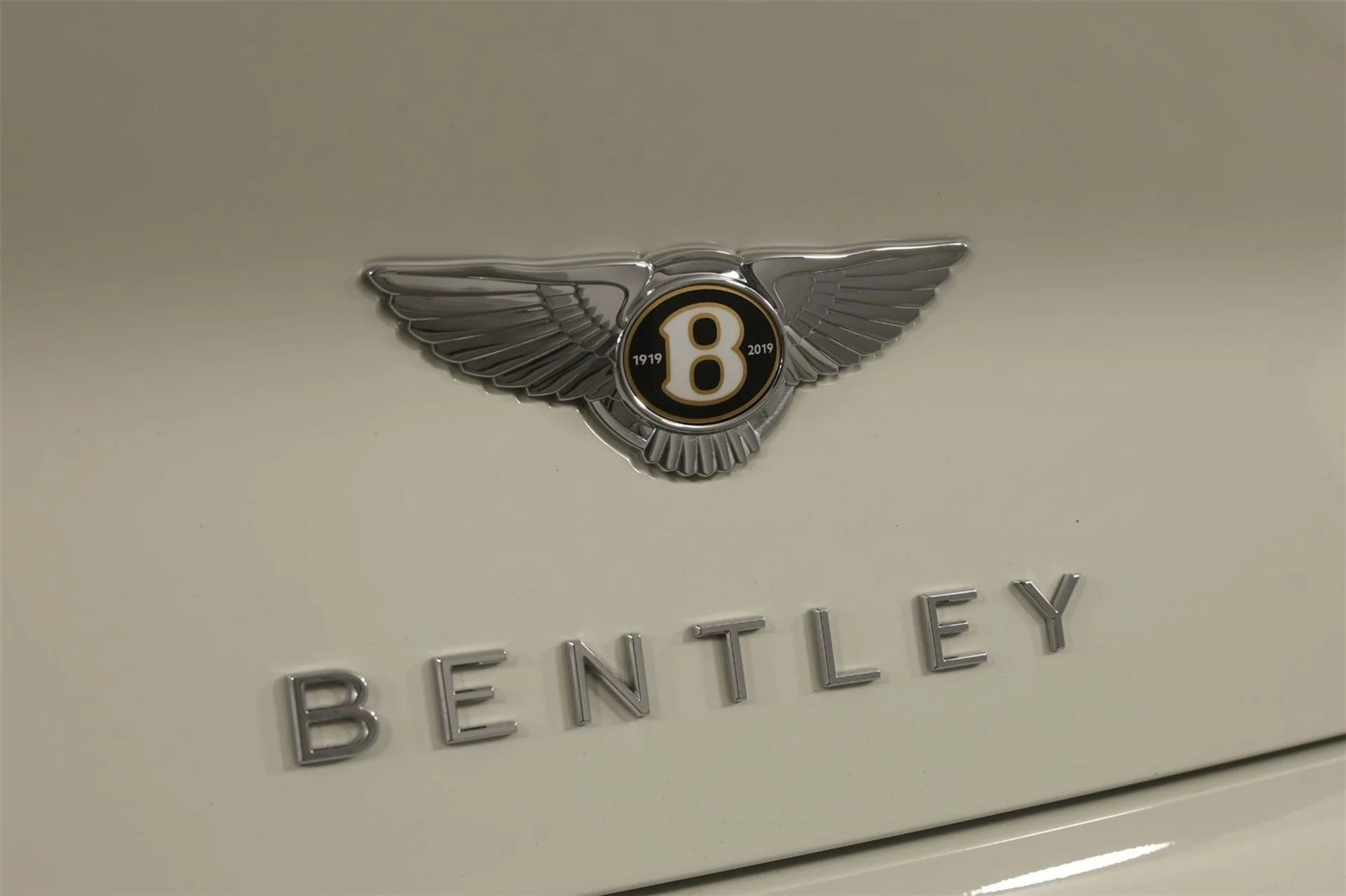 mph012_3723079693_7392110b1b5a77f6f703dfa31536342c_0c54dbceeb