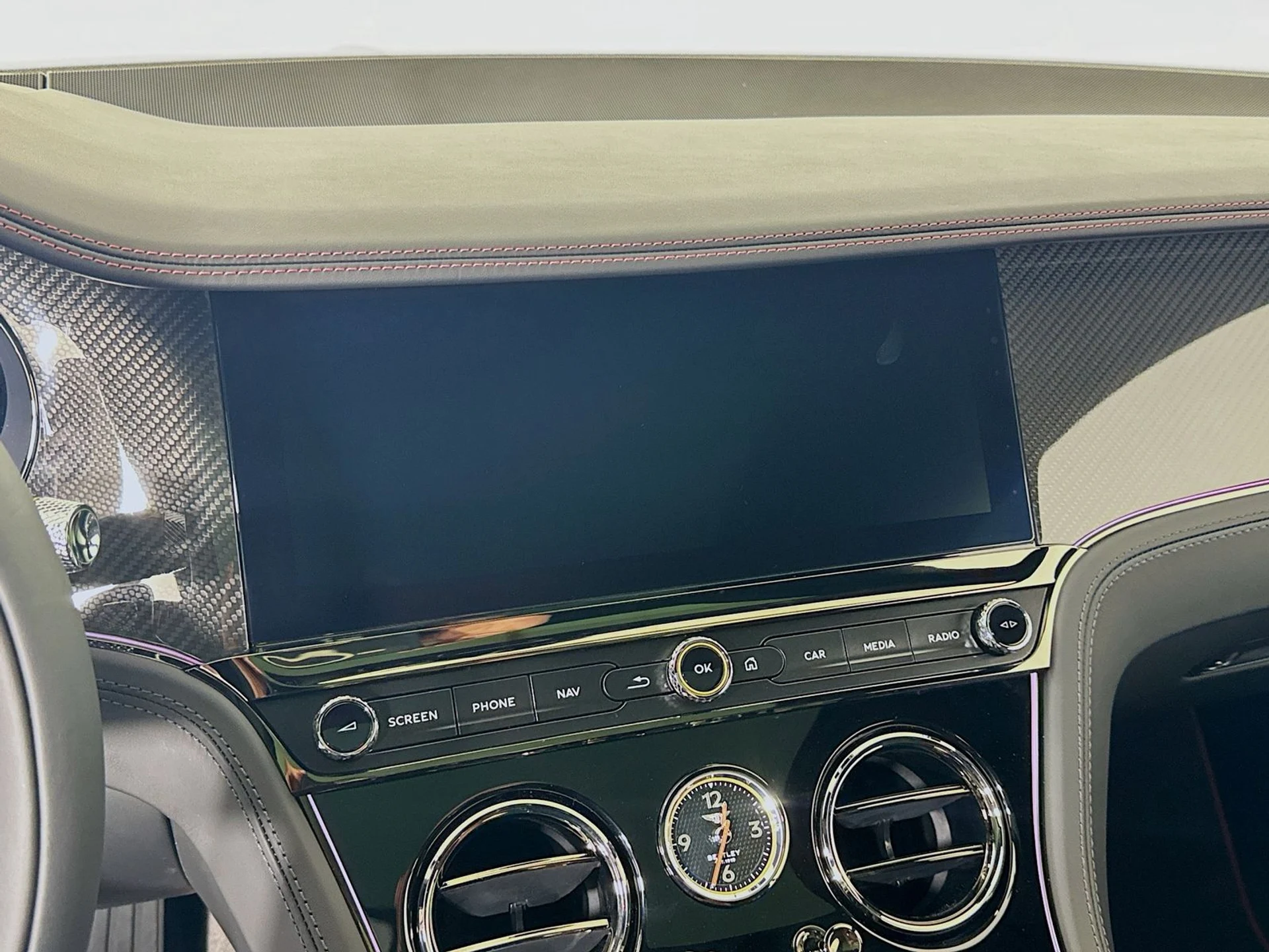 mph012_3726612535_41ed6386f00bd28f2c536aaa790621dax_8eaf7ef355