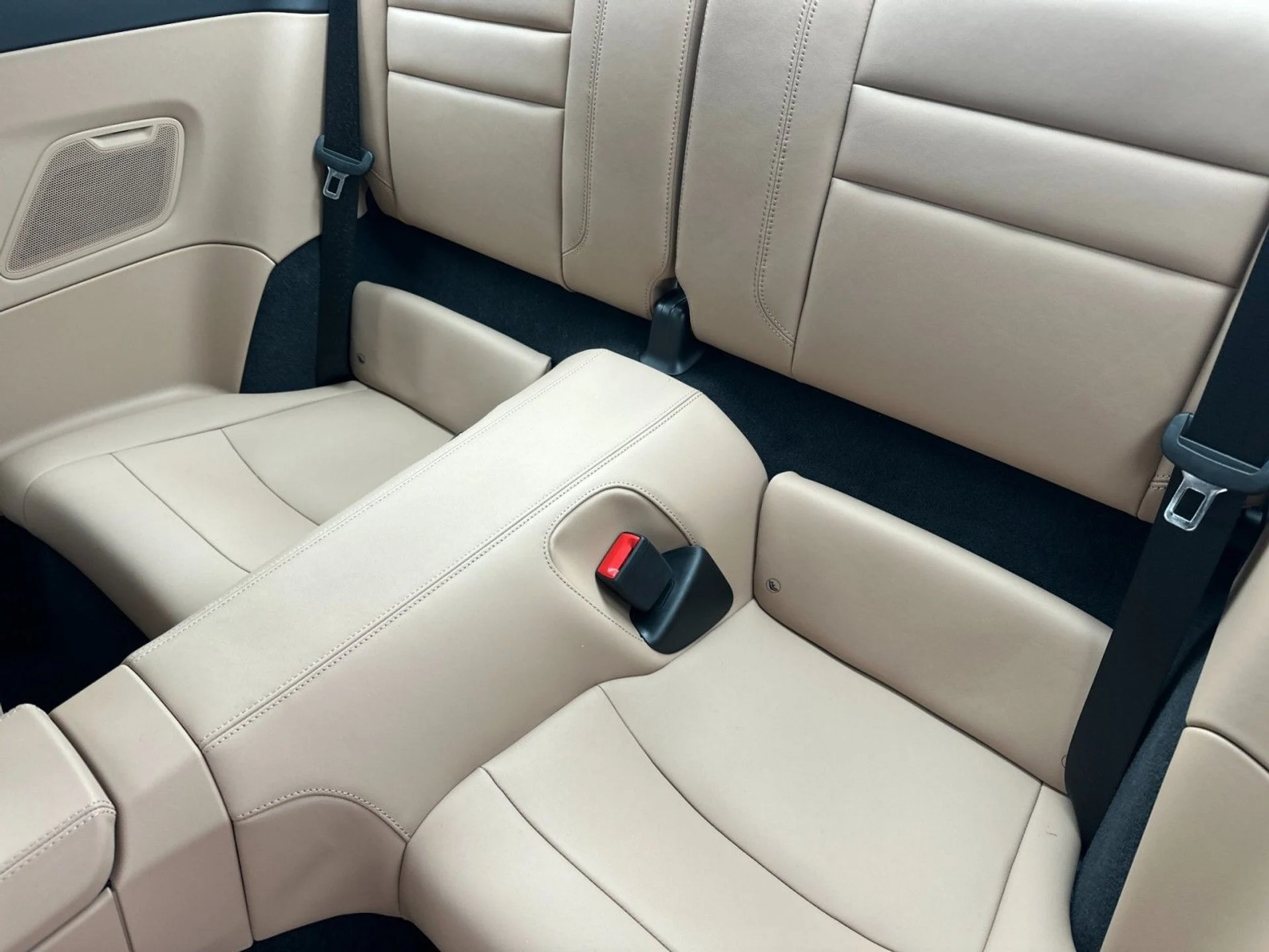 mph012_3736034401_cc3872dc5d1c22b68ac45bfe5b9b2a46_50295c3a61