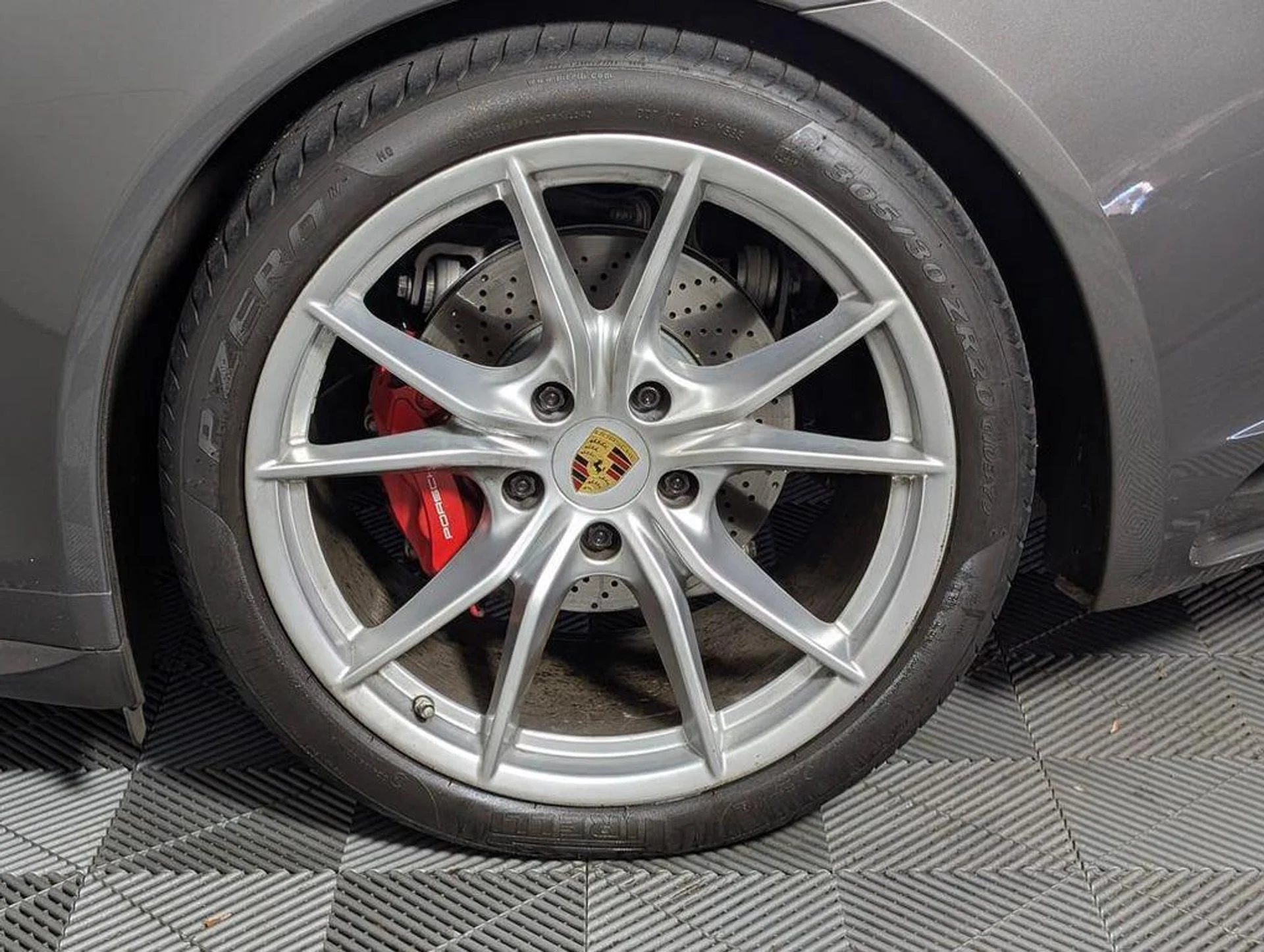 mph012_3740619378_c6_Kzvi80w_HY_Nwzzglgyn_Chqaiqw_282e0652e5