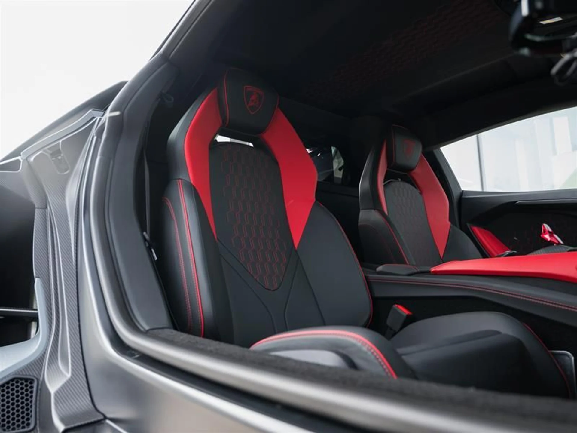 mph012_3742947036_zuaynz3q_9a454f502d