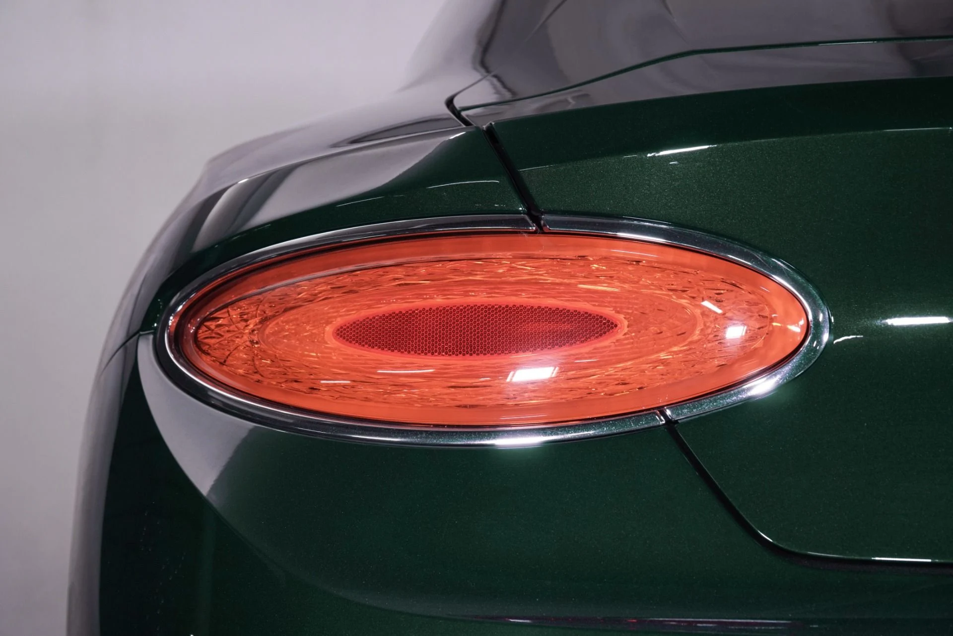 mph012_3754363033_Used_2023_Bentley_Continental_GT_Azure_1763049978_837ceb993f