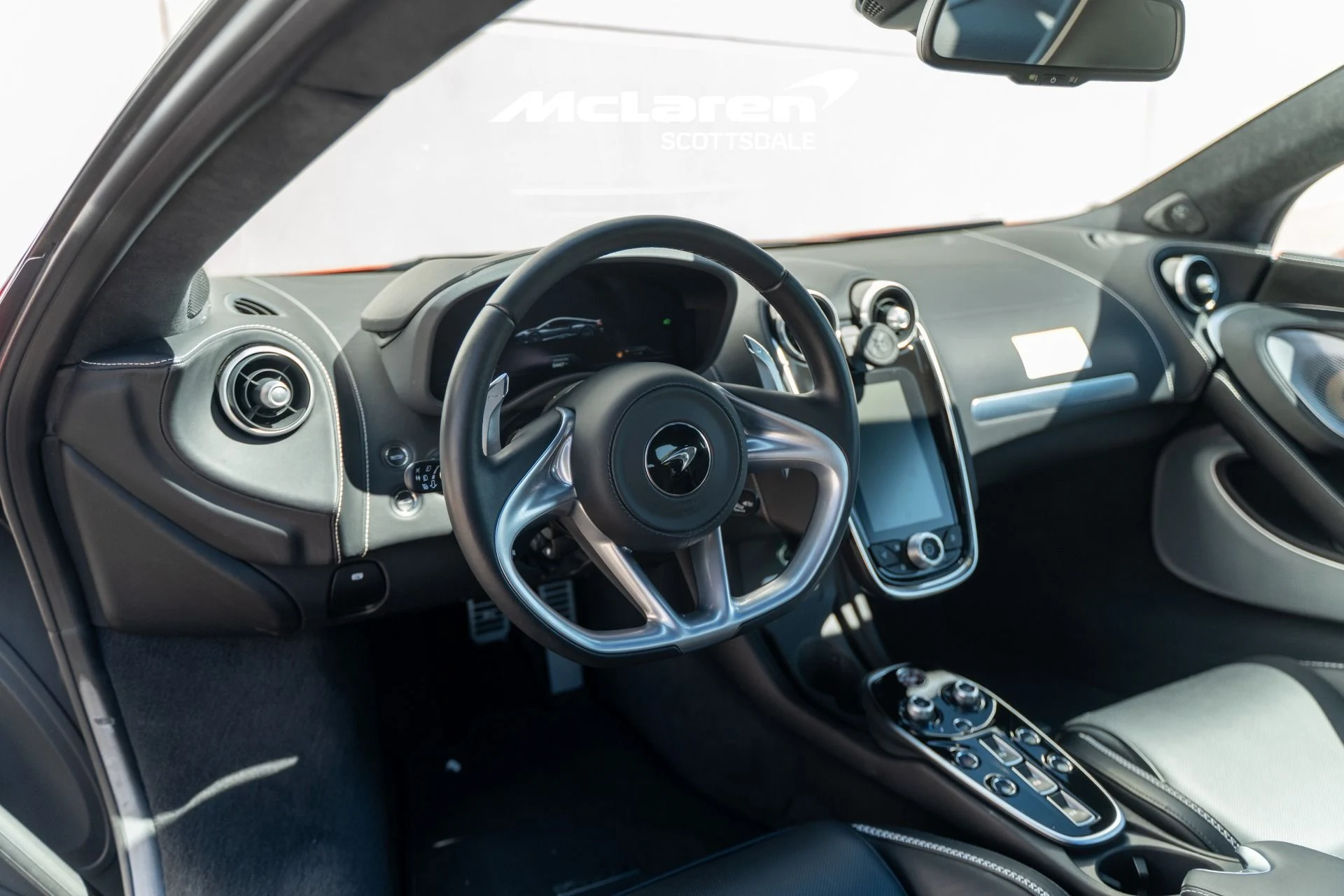 mph012_3772403506_Used_2023_MCLAREN_GT_1774888989_9c39b51c43