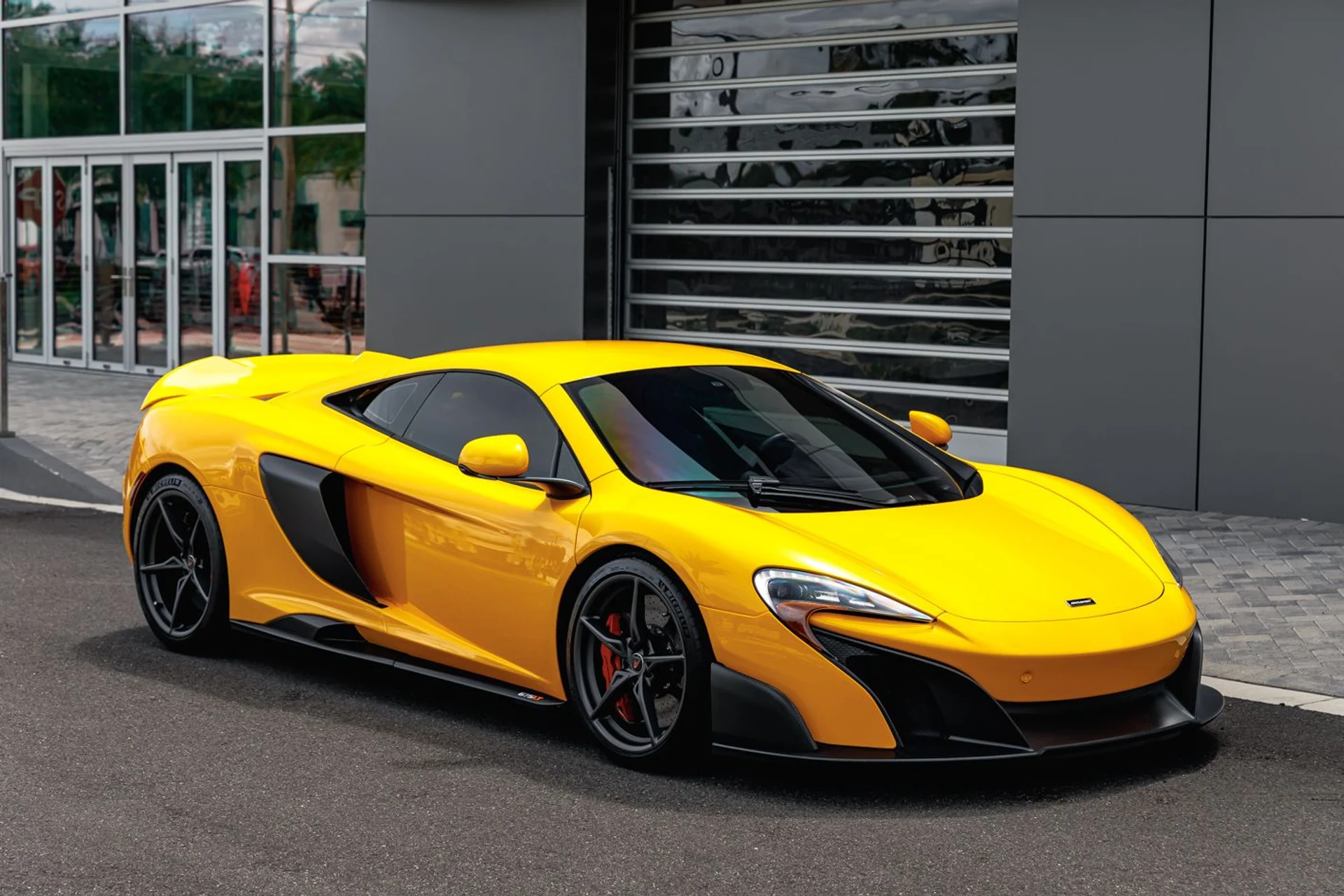 mph012_3778142489_Used_2016_Mc_Laren_675_LT_0110679dd9