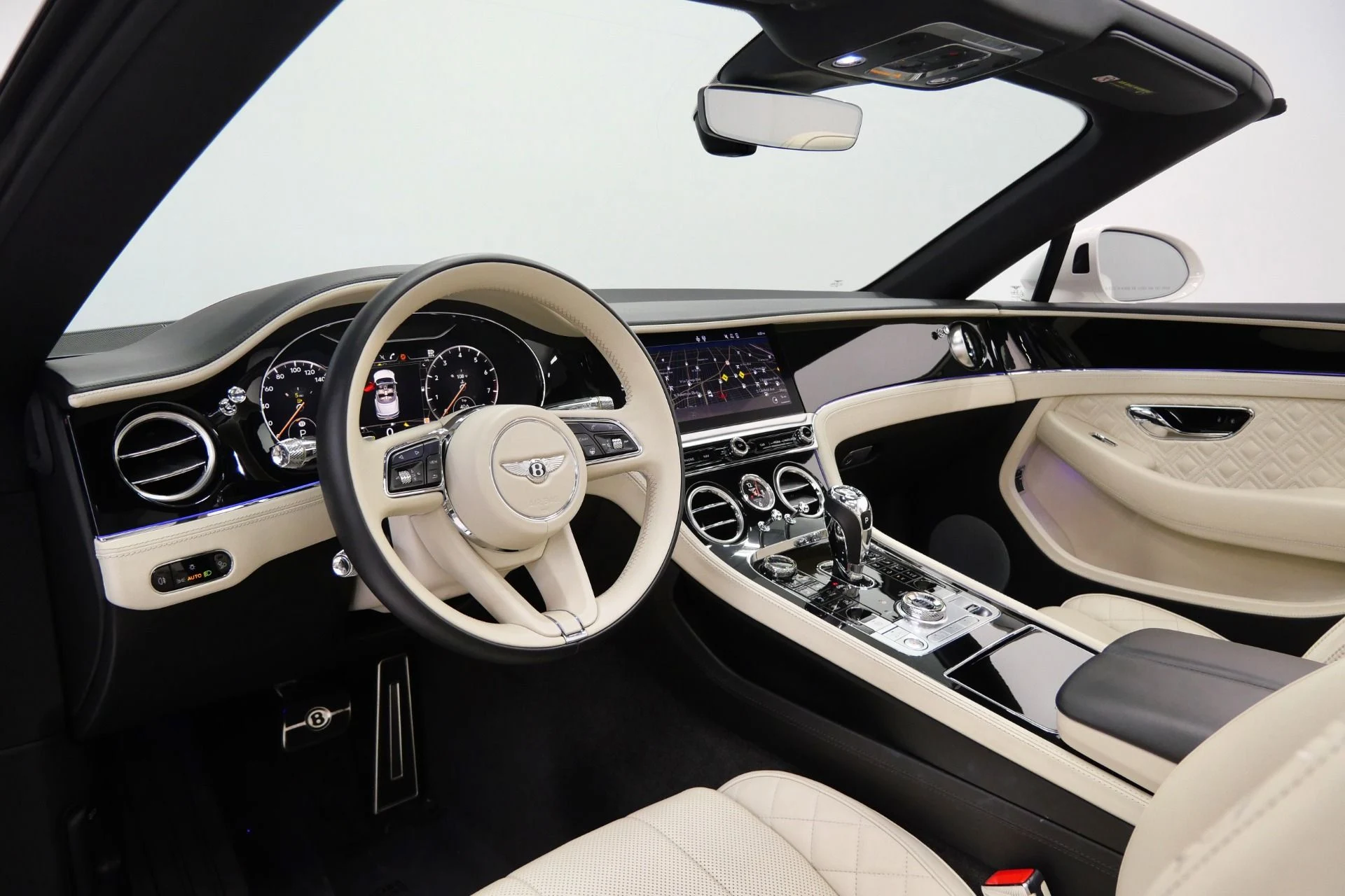 mph012_3779969771_Used_2022_Bentley_Continental_GTC_V8_Mulliner_Specification_Front_Seat_Comfort_Specification_1775574655_9c2fe85916