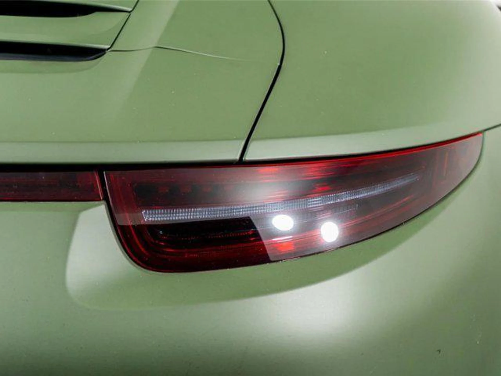 mph012_3785783152_O_Zm_M_Wc_Os_Qv_C_Rq_Pa500_Sv_O_5bg_Is_2e84090f7b