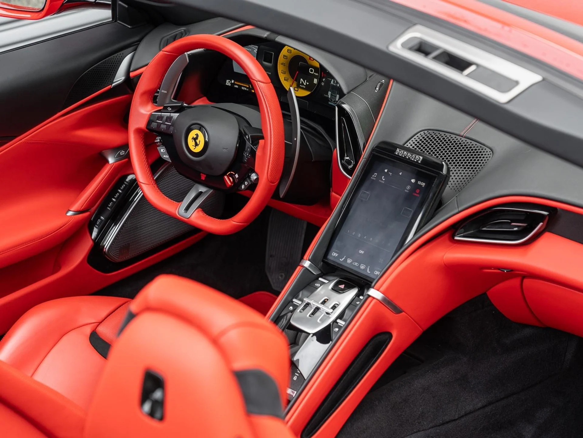 mph012_3791878806_Used_2024_Ferrari_Roma_Spider_1757614286_33d7b40127