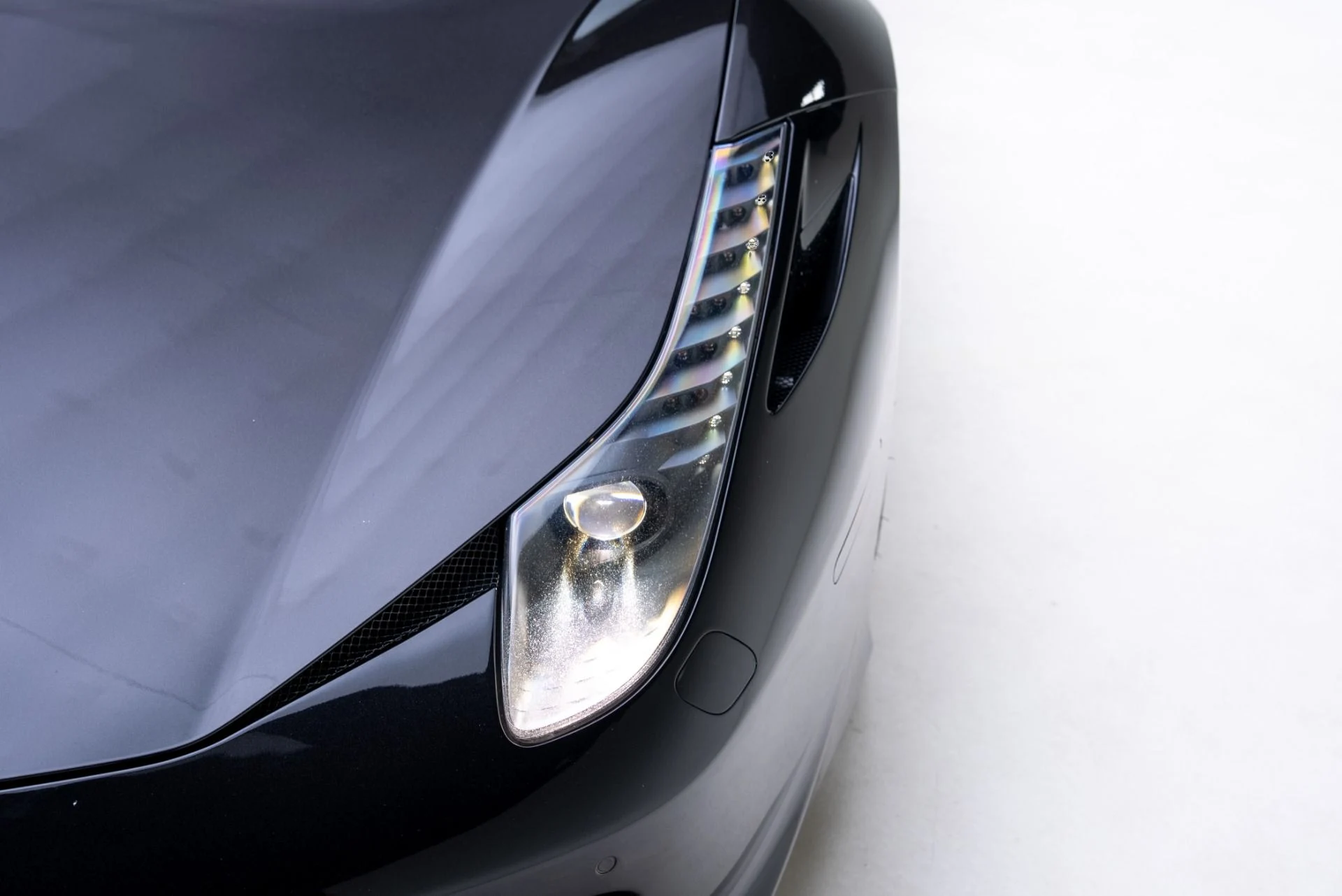 mph012_3793077419_Used_2015_Ferrari_458_Spider_1768509966_7badbb8e28