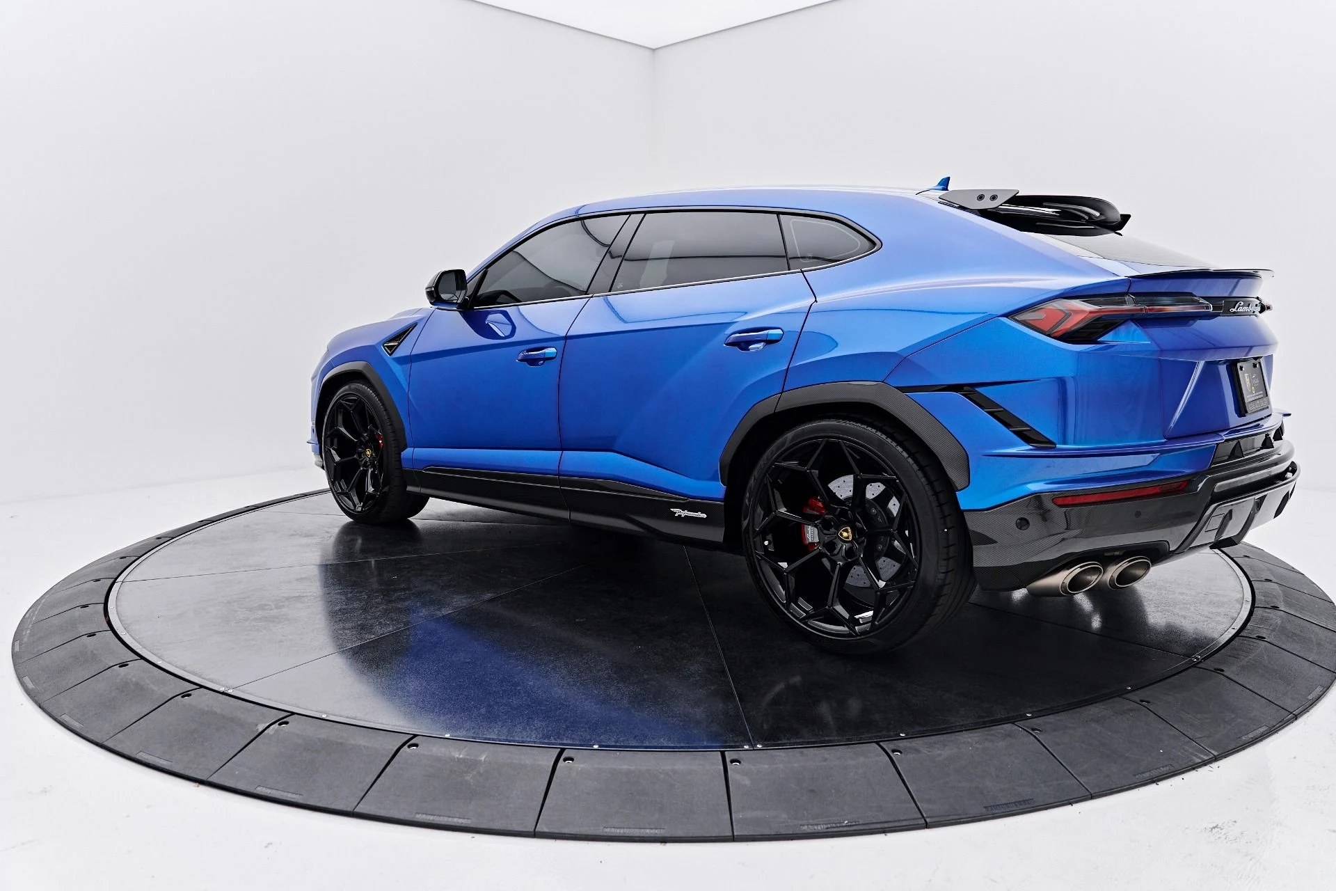 mph012_3793336736_Used_2023_Lamborghini_Urus_Performante_1790208794_3a4a3c1bfb