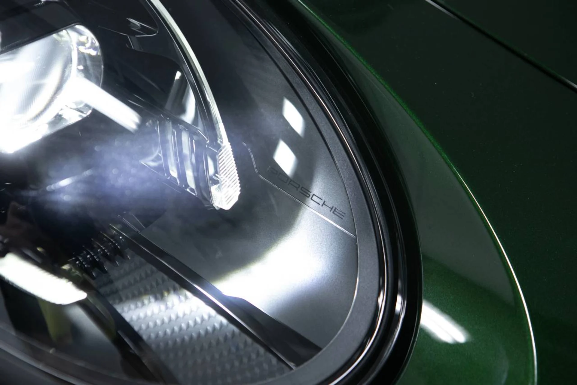 mph012_3793713024_a3304e380426330eb40abe72685a8acfx_feae3ef805