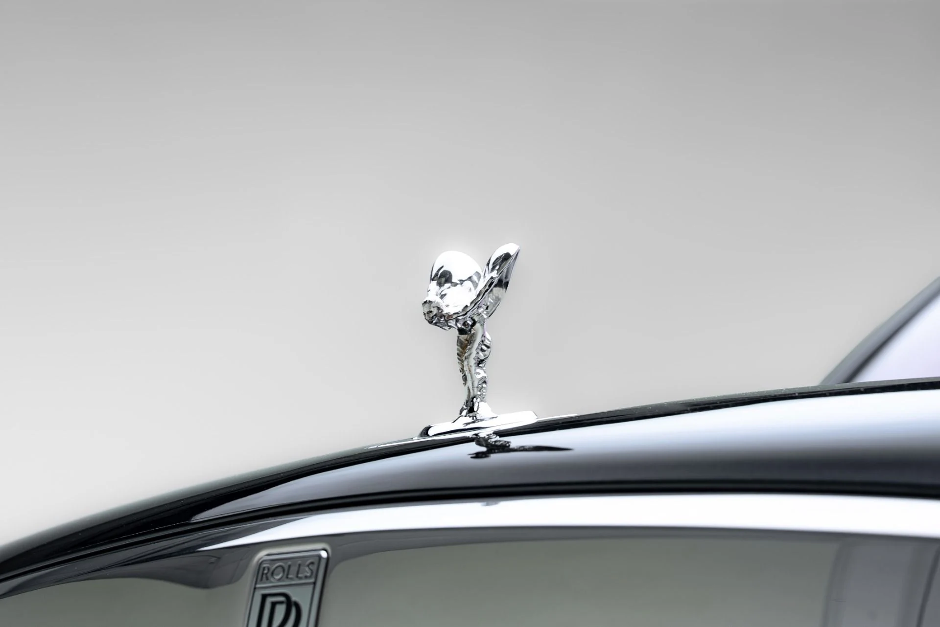 mph012_3810284282_Used_2023_Rolls_Royce_Cullinan_1777310585_a10ec83a35