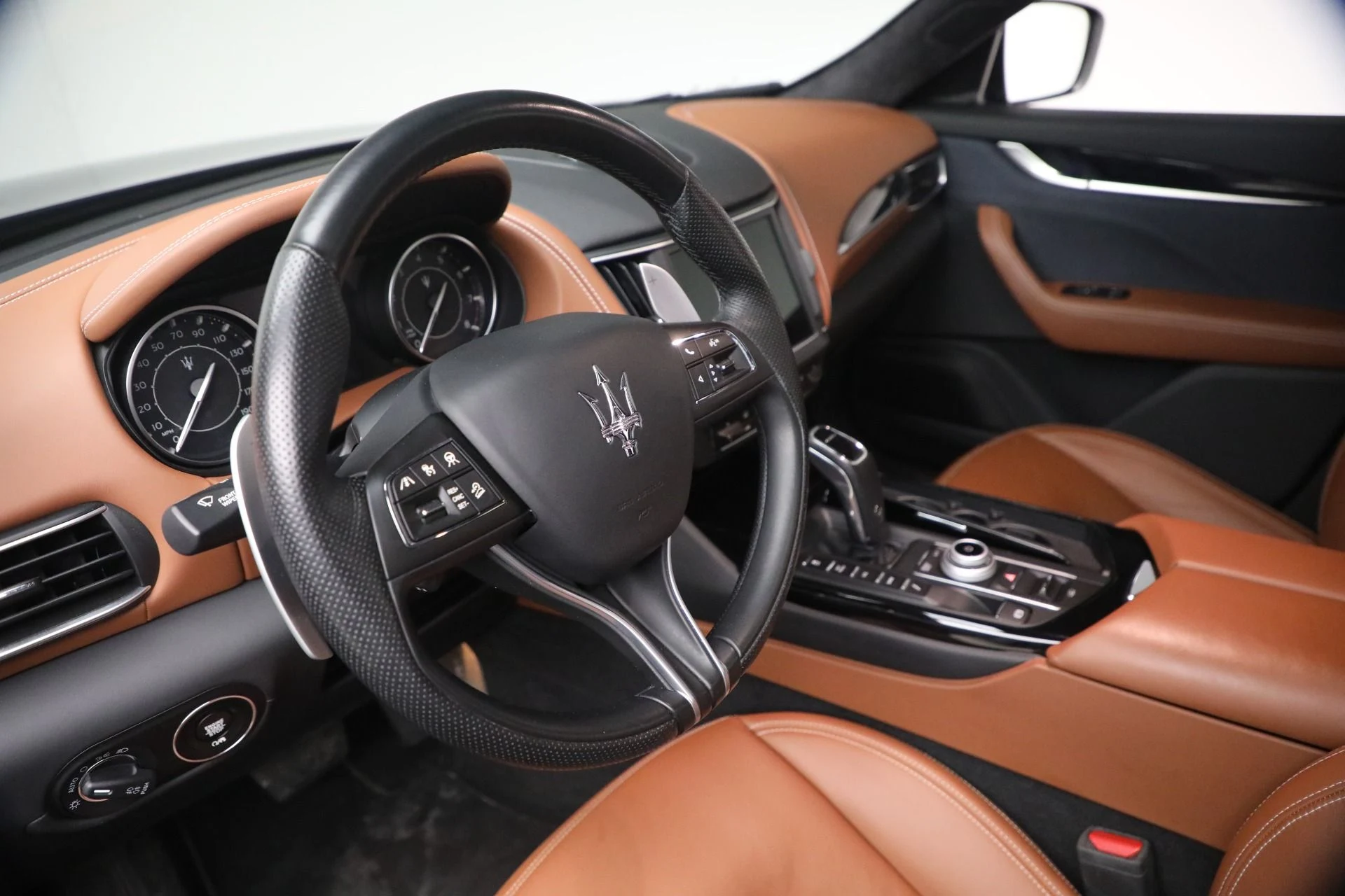 mph012_381035100_Used_2023_Maserati_Levante_GT_1772816044_2c4911cdea