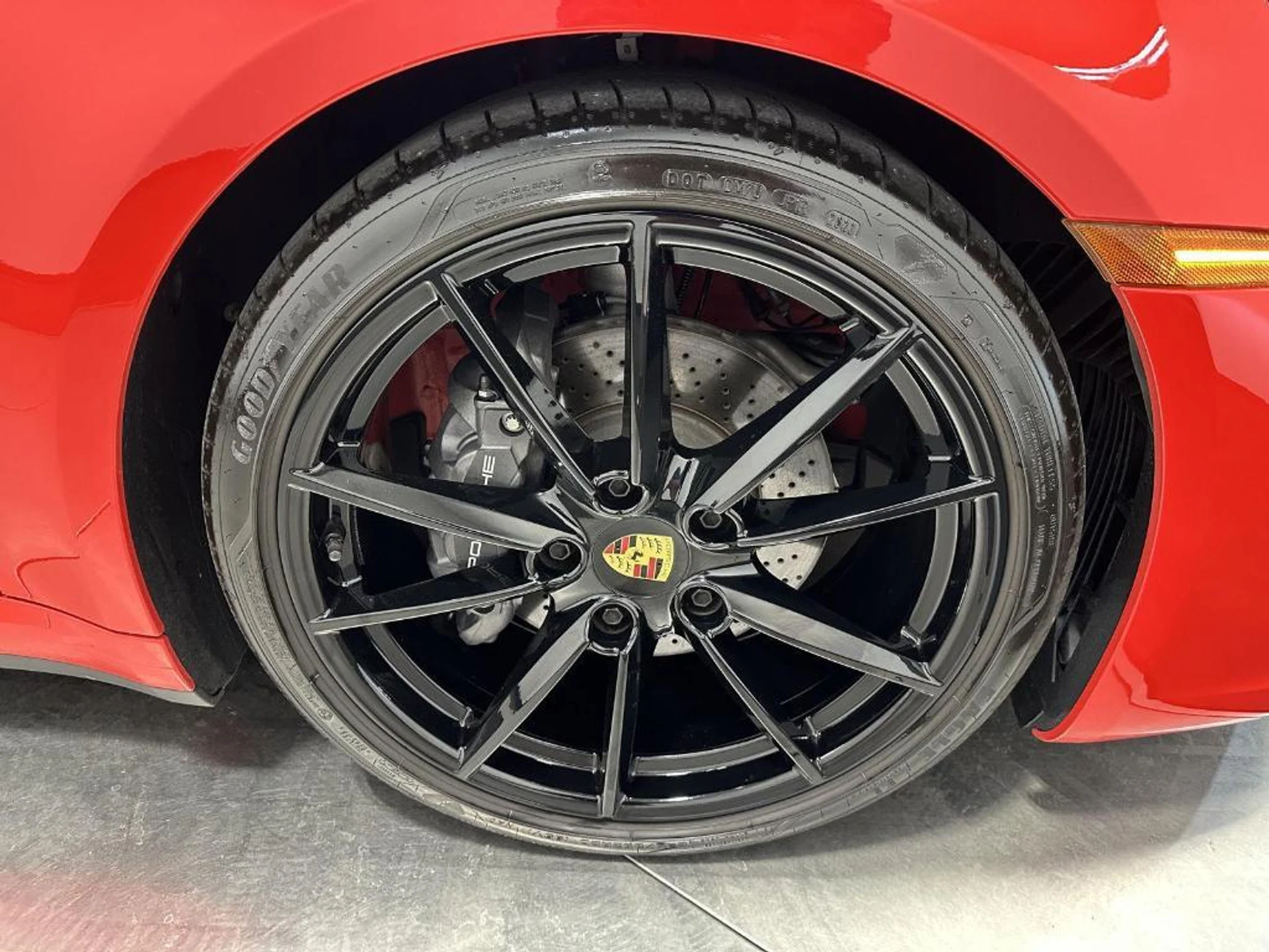 mph012_381472614_G_Bqock_V9_Cz_ZV_7_V_Zn_Pm_vl15_J_Vk_I_3fa7fe2d4f