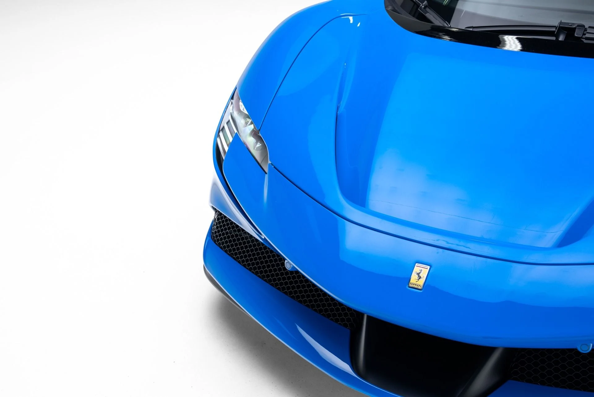 mph012_3814933368_Used_2024_Ferrari_SF_90_Spider_1772738738_24d375af46