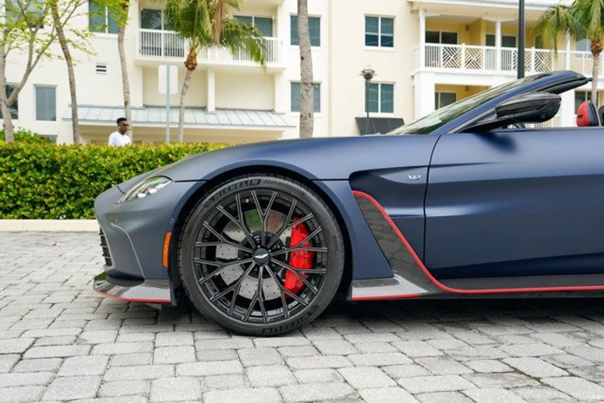 mph012_3818901606_22999094_13_640_35dad96c9d