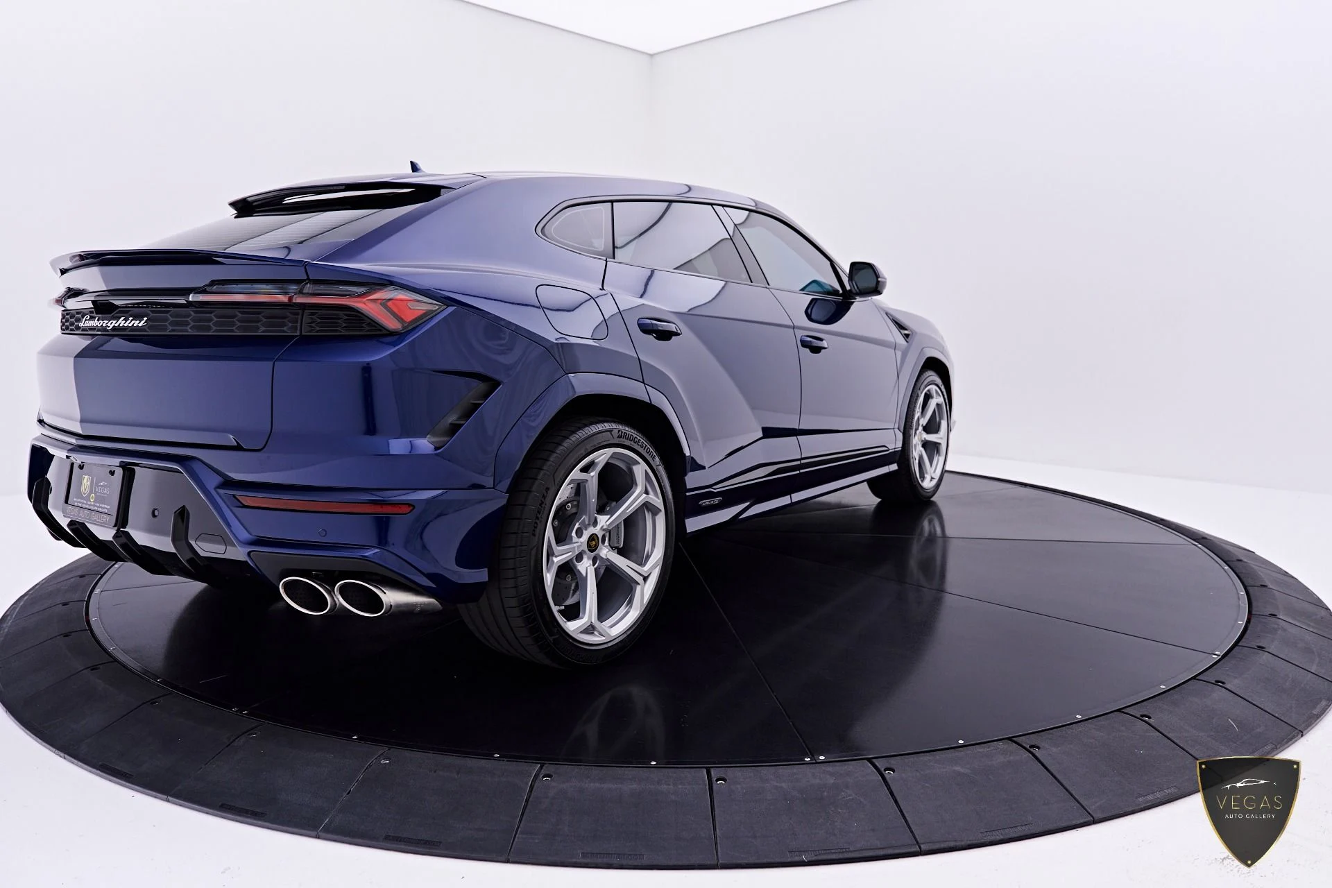 mph012_3822179223_Used_2026_Lamborghini_Urus_SE_1783419610_c07923758a