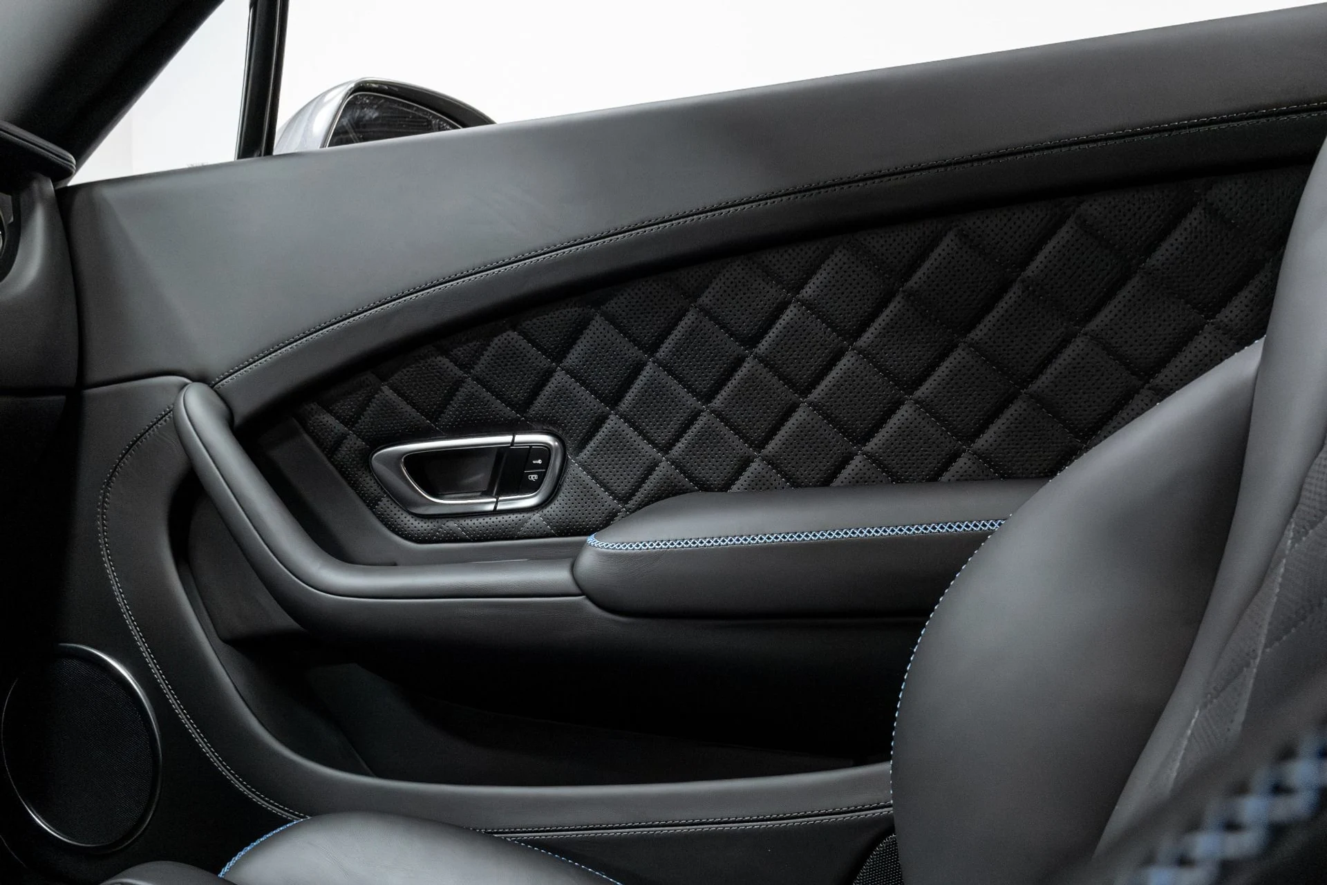 mph012_3822343819_Used_2017_Bentley_Continental_GT_W12_1768496088_9b005834e1