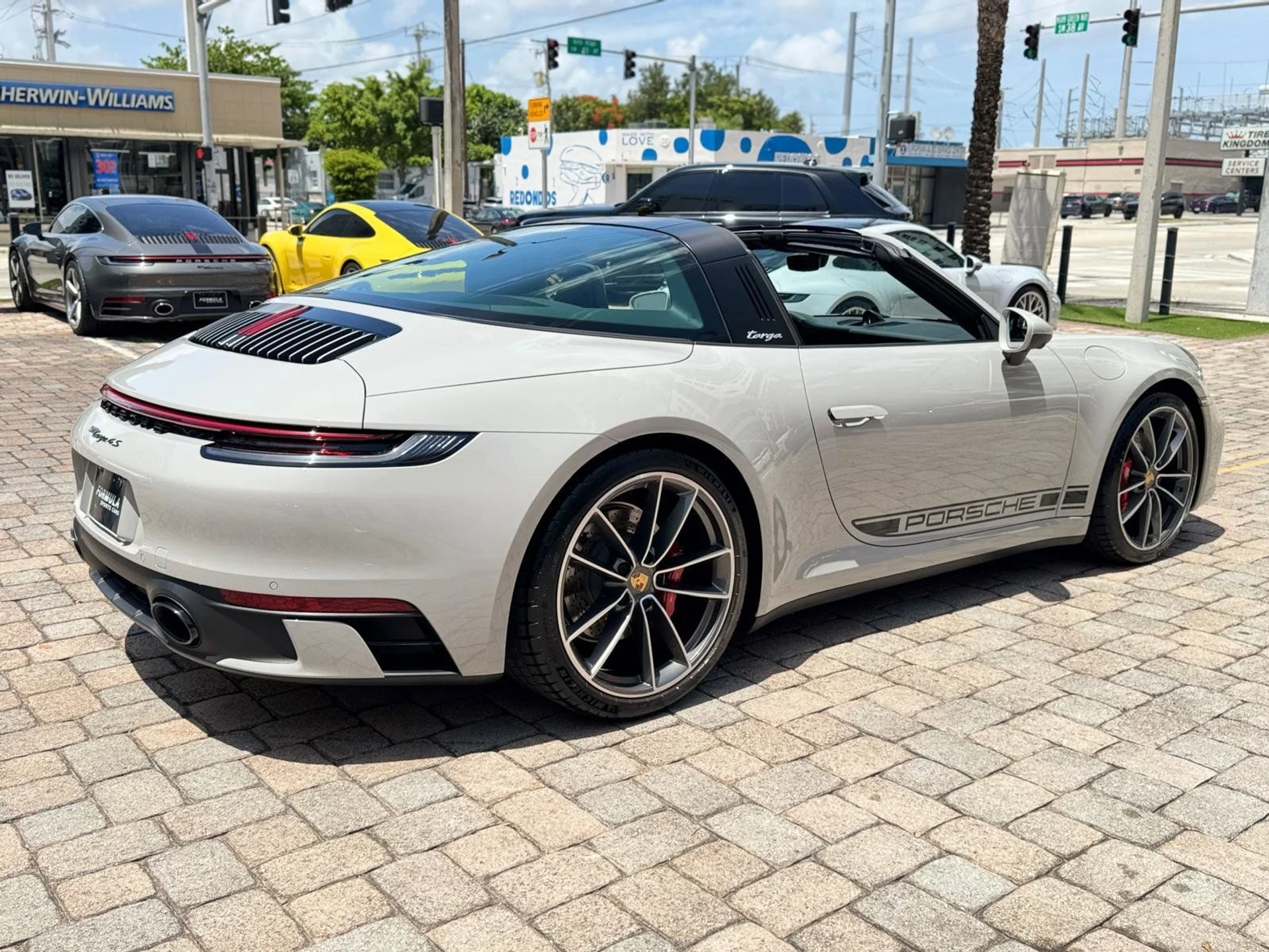 mph012_3824351407_88ae0d63ac4e464b9b93e5a00a997f9e_b9f8e09813