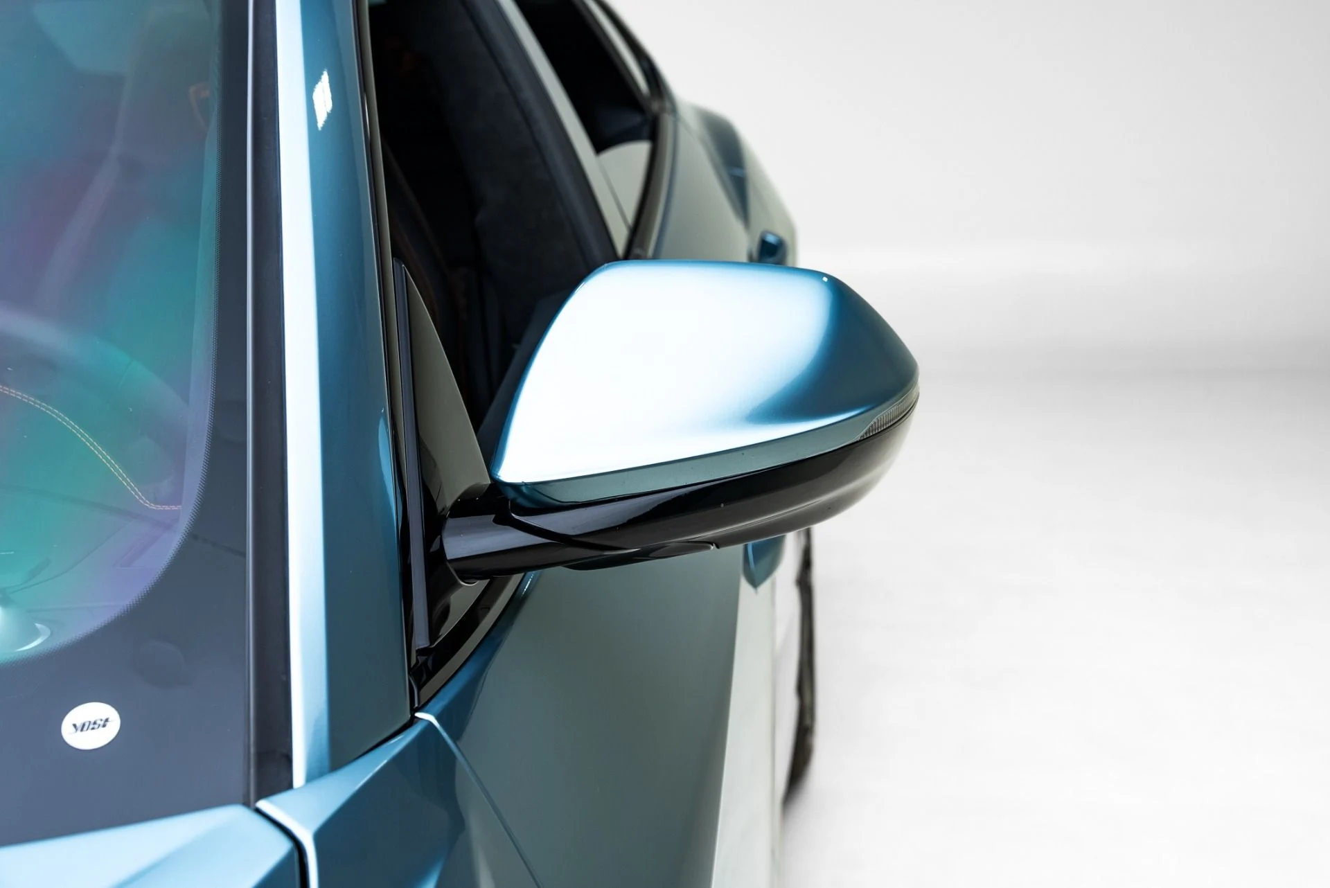 mph012_3826113749_Used_2023_Lamborghini_Urus_S_1775088158_a92a2dd506