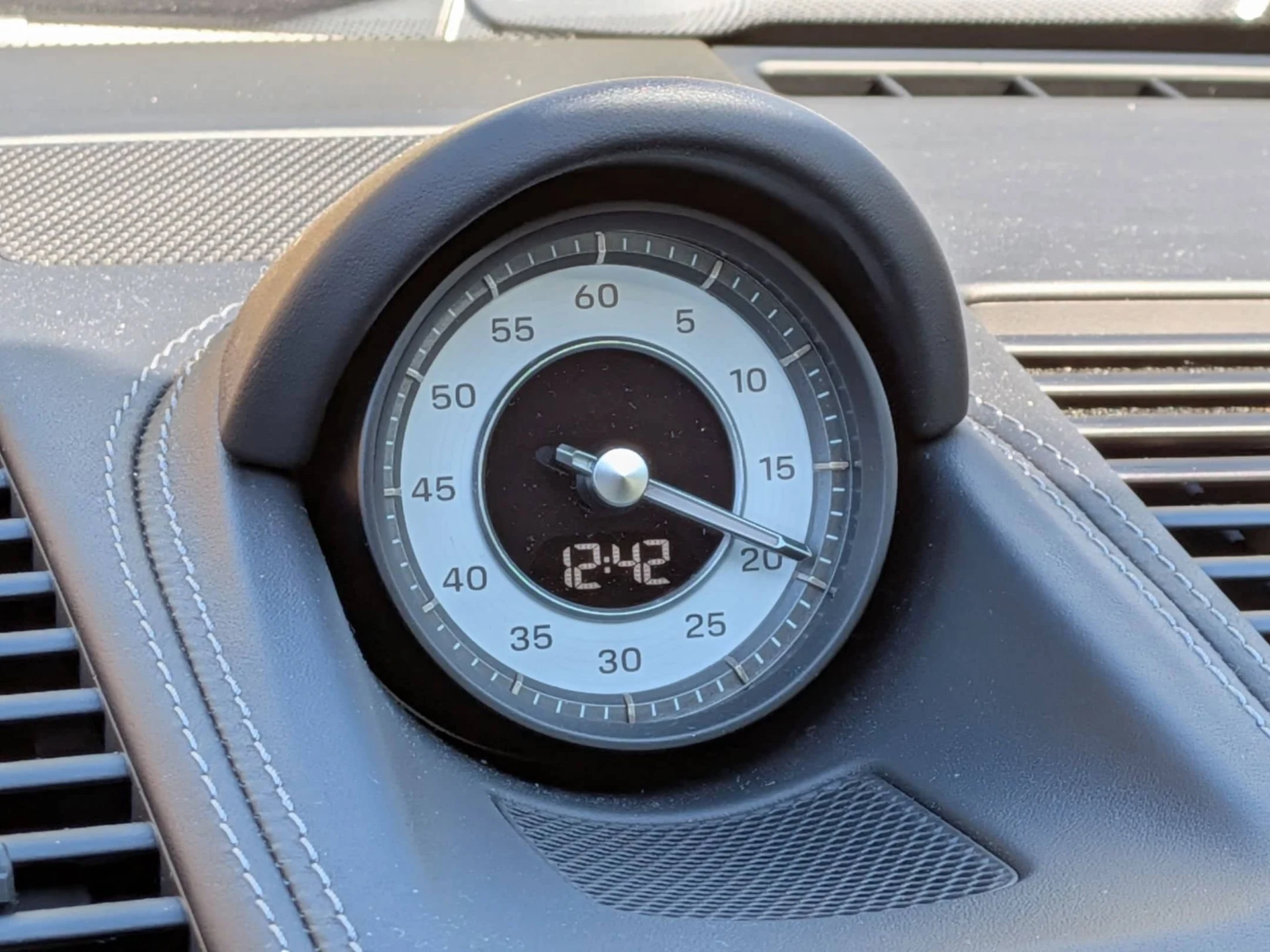 mph012_3826149123_afd27a144b8b3c698be8faa5f506054ax_7858100b6a