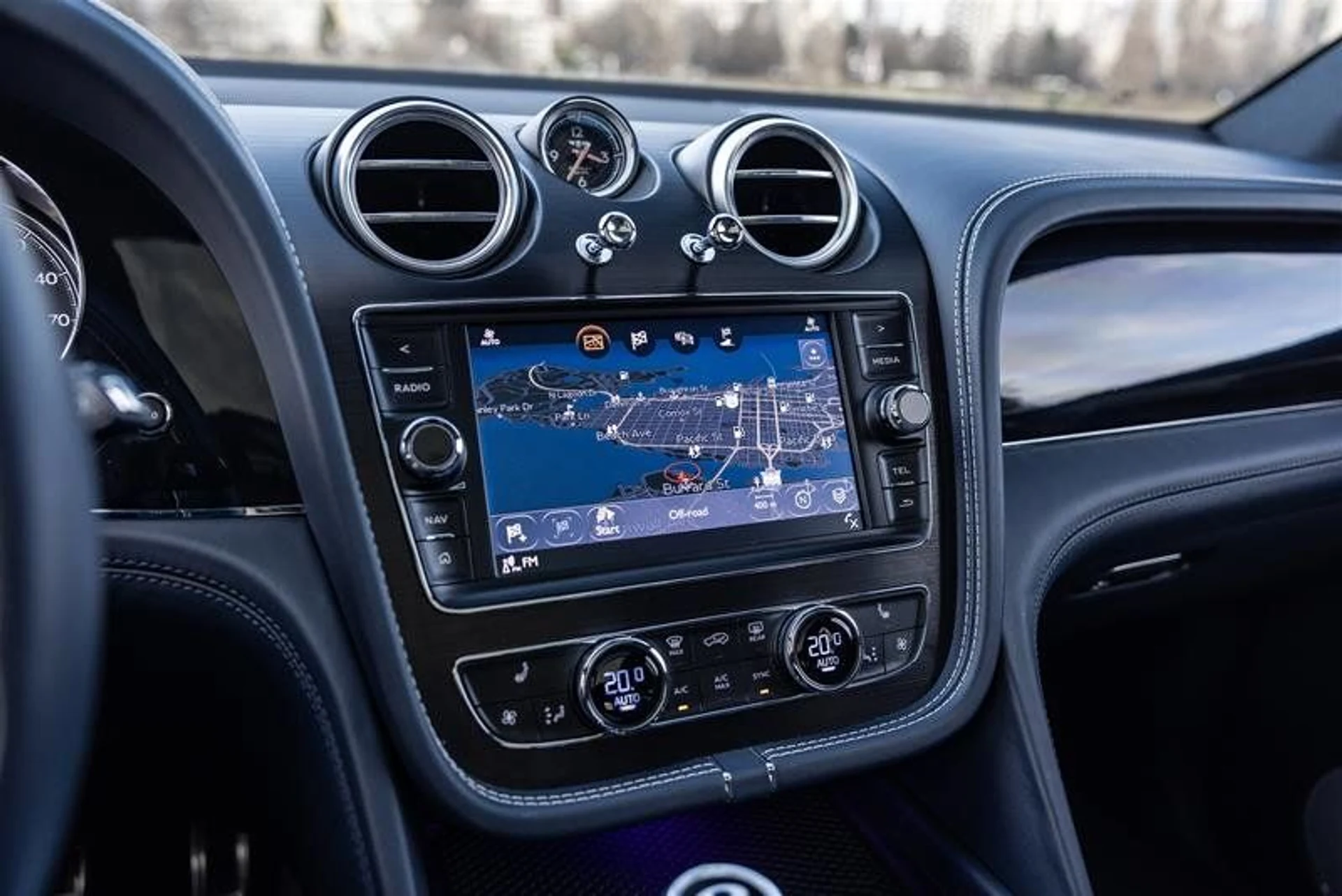 mph012_3827895091_37504197_03351_11666751_1574827823_2501462aad