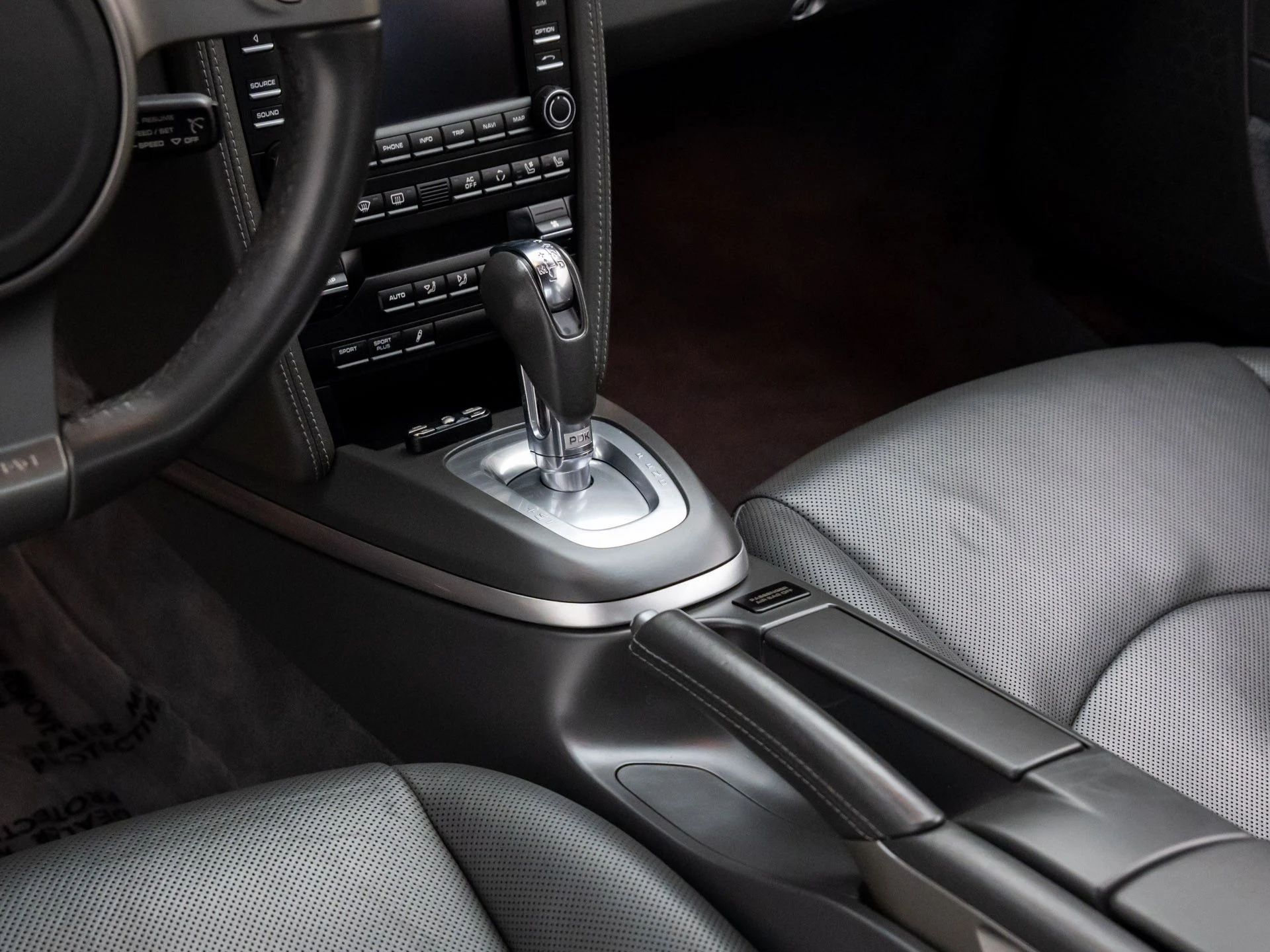 mph012_3829055099_19312f2d10bc3ac8b75ff9275aa87a3ax_06e8bd3436