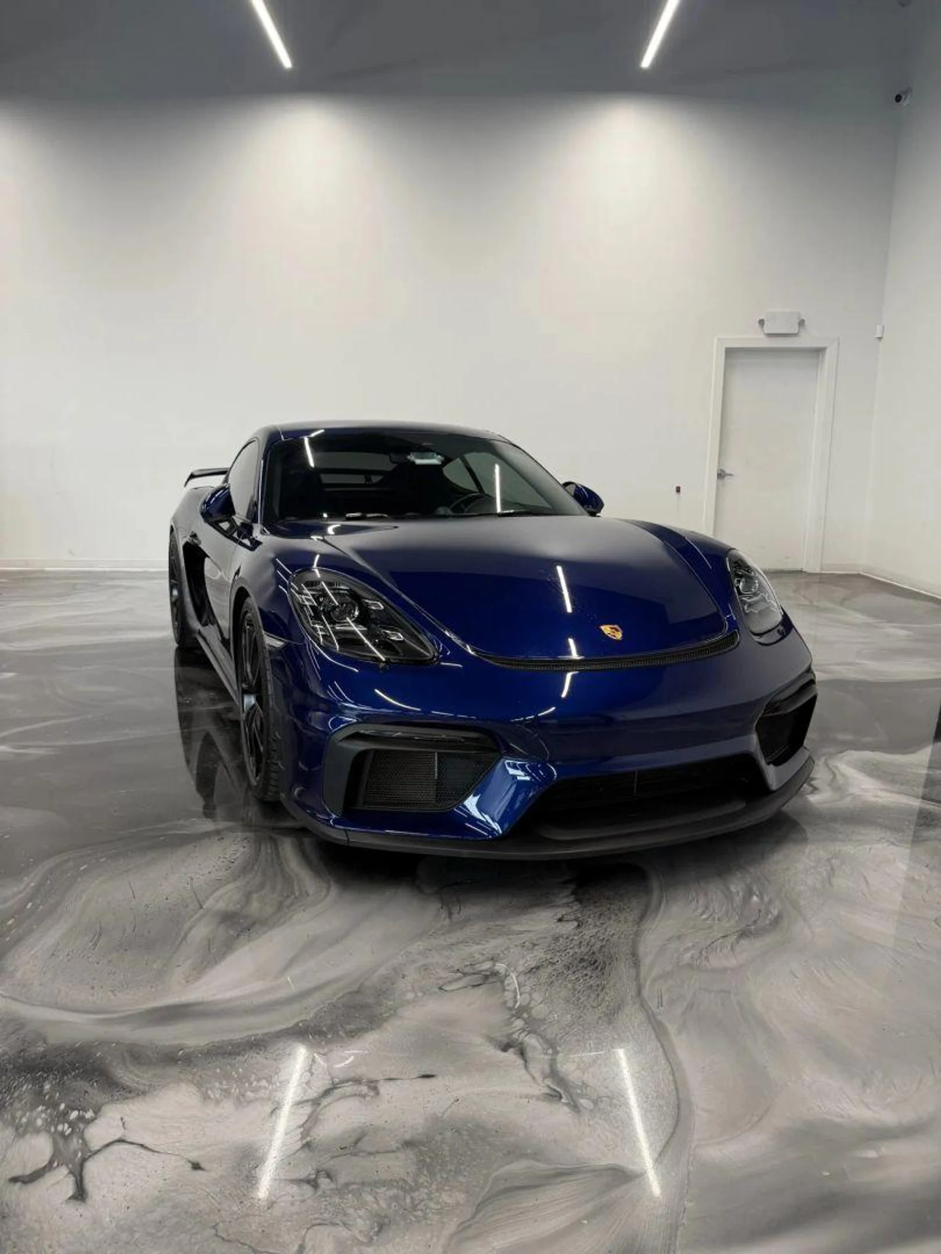 mph012_3833756557_Used_2020_Porsche_718_Cayman_GT_4_Coupe_2_D_1788539730_0461b077ca