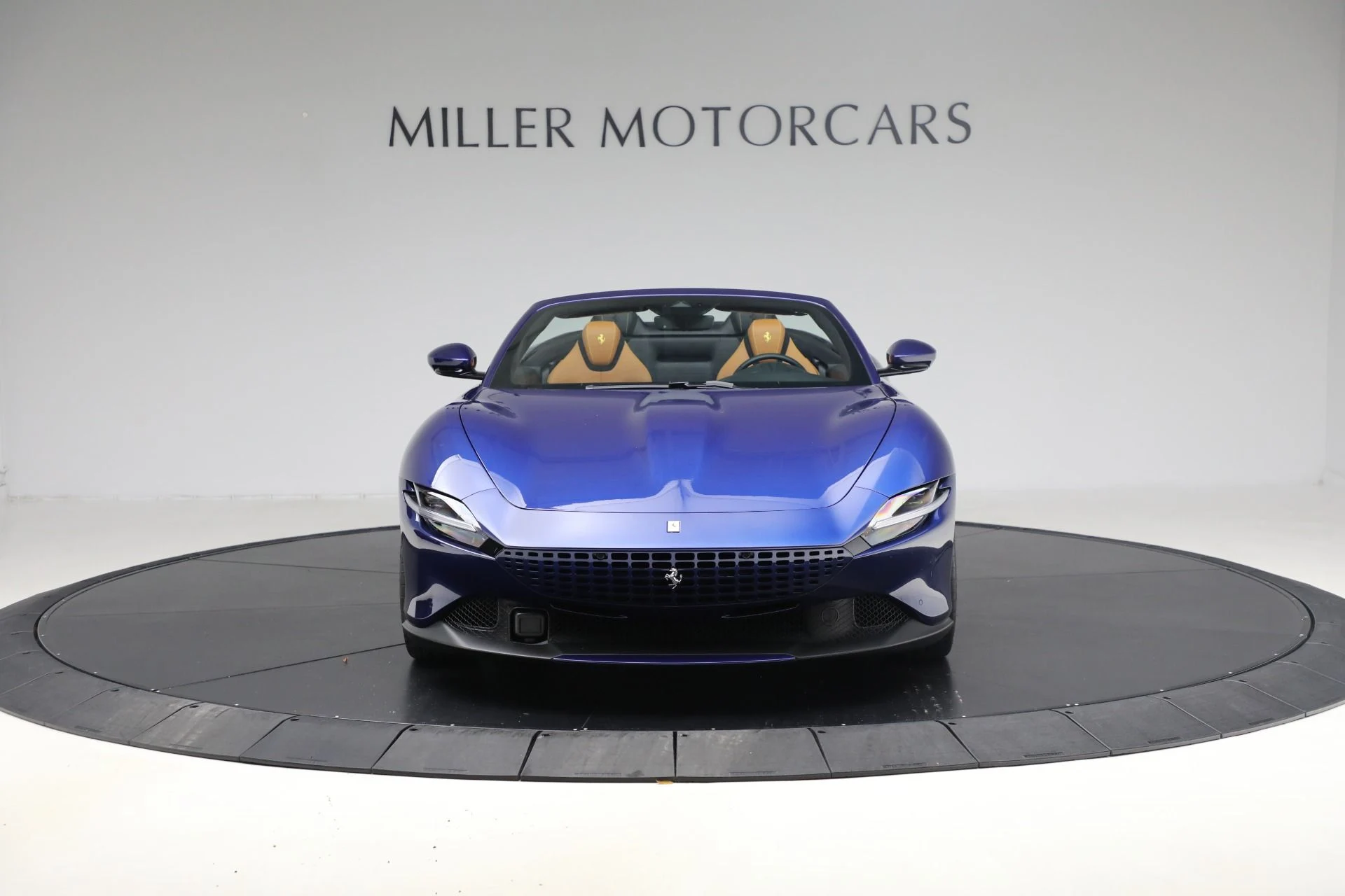 mph012_3836720210_Used_2025_Ferrari_Roma_Spider_1761945061_261cd96823
