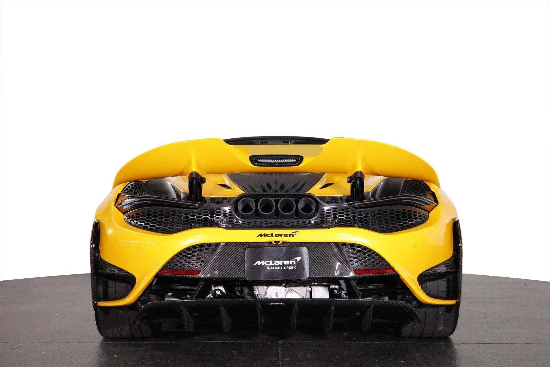 mph012_3841341328_Used_2022_Mc_Laren_765_LT_1706706496_b2d36624cd