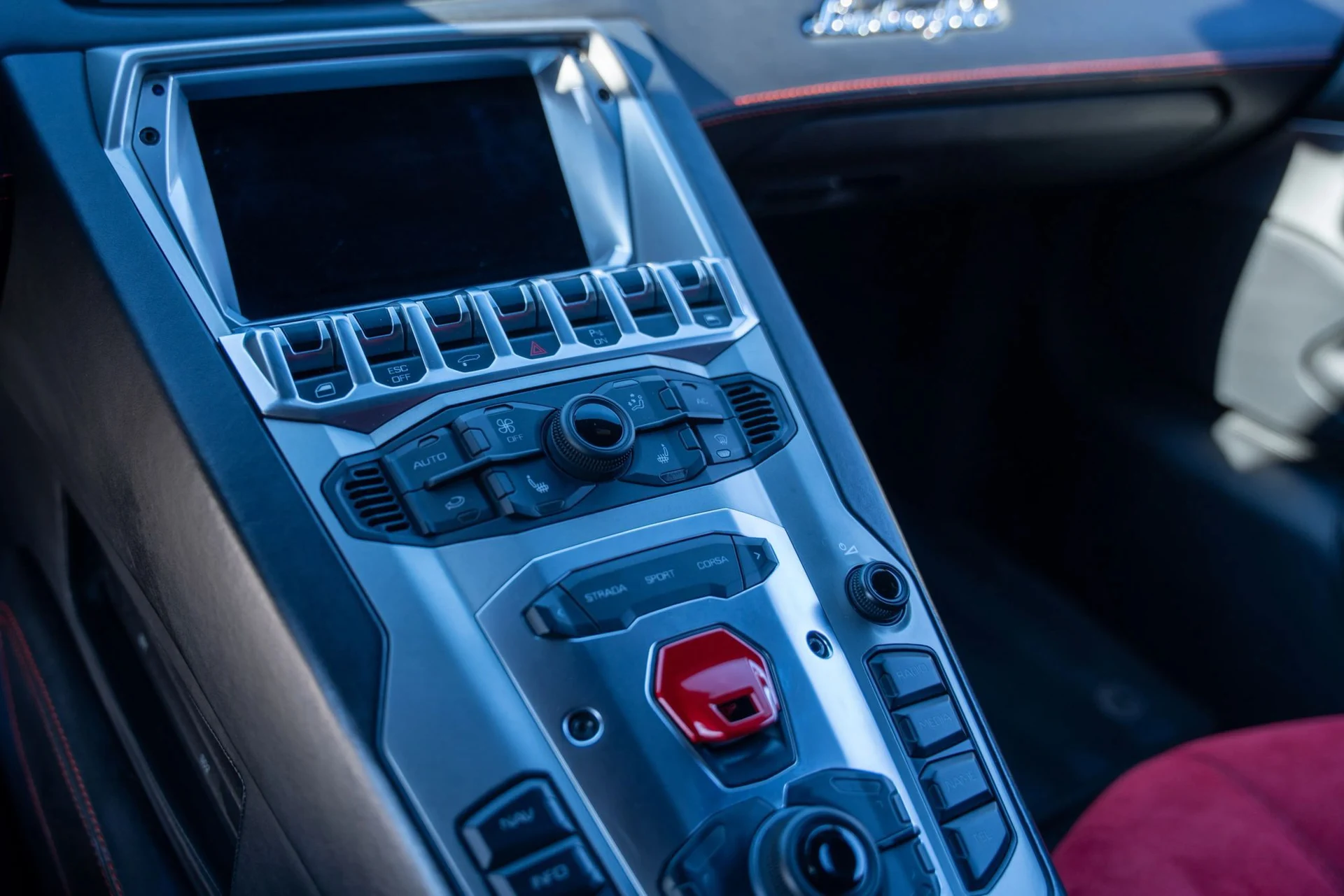 mph012_3846636312_RPA_3424_interior_004_e1f2625677