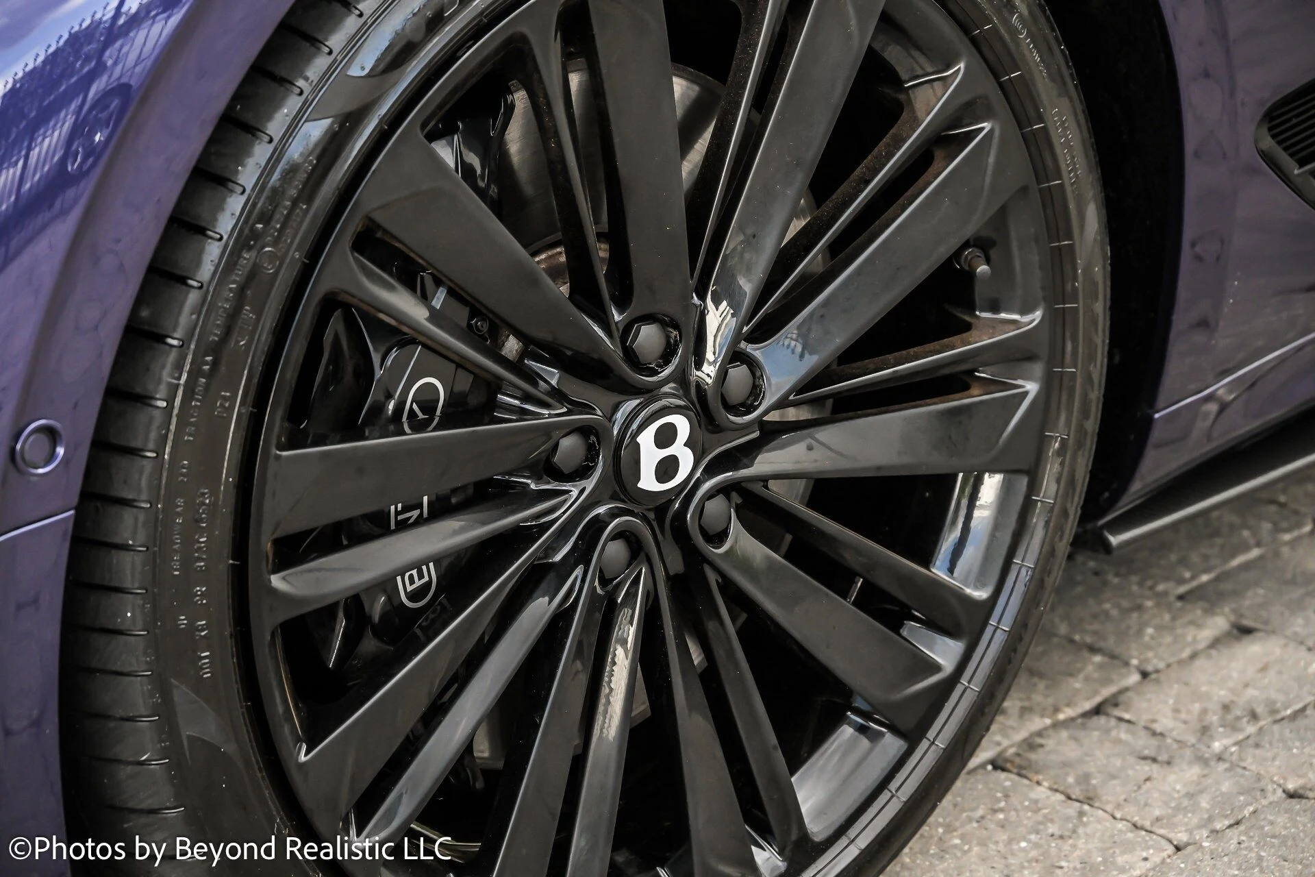 mph012_3862985830_77021e3855520cd00b1b5b9b11a3b471x_c1ee3a75fe