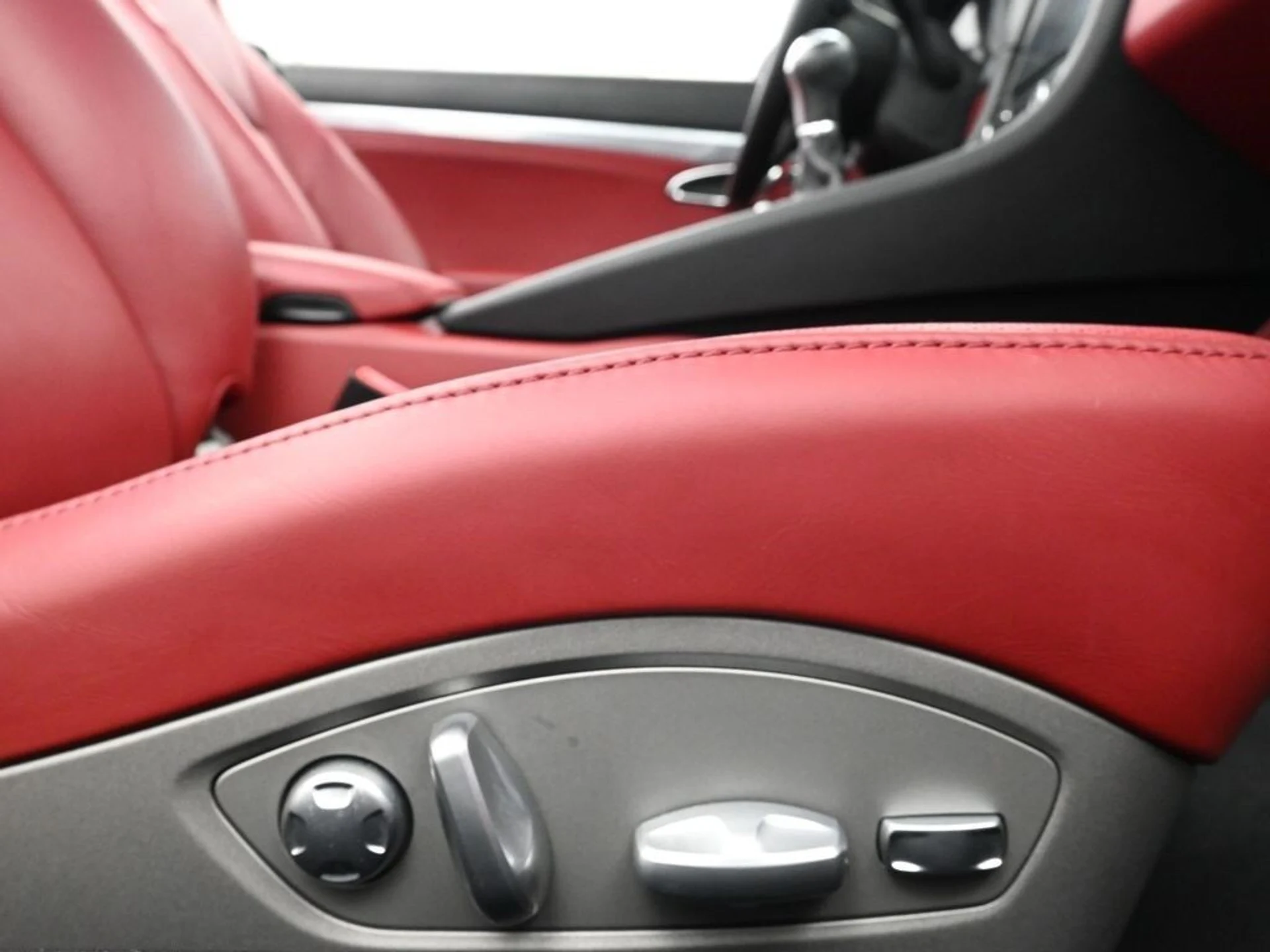 mph012_3871900701_d0f807c35cb50606ced49670ebeefd24x_06f955d343