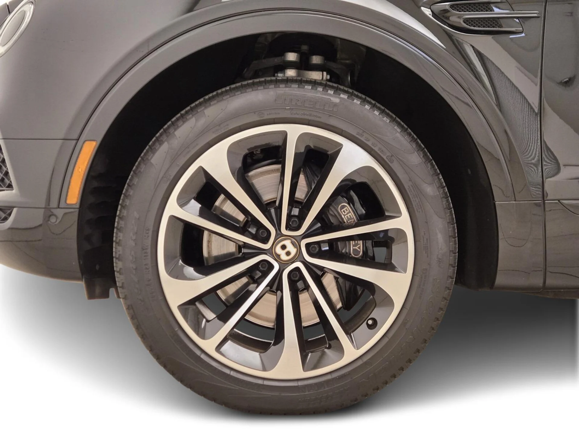 mph012_3871918744_Used_2019_Bentley_Bentayga_V8_1769237259_b446e1392c