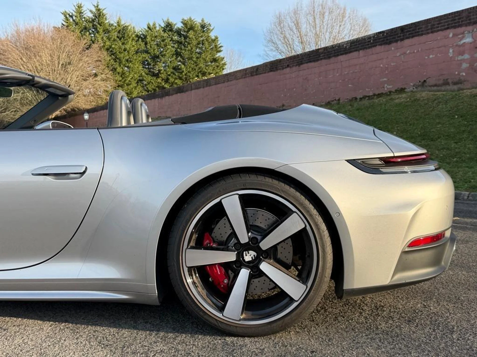 mph012_388048506_tf_Lk5_BZYTO_e_KOQ_9_Hw_XX_Gv_zlb_M_b17eade141