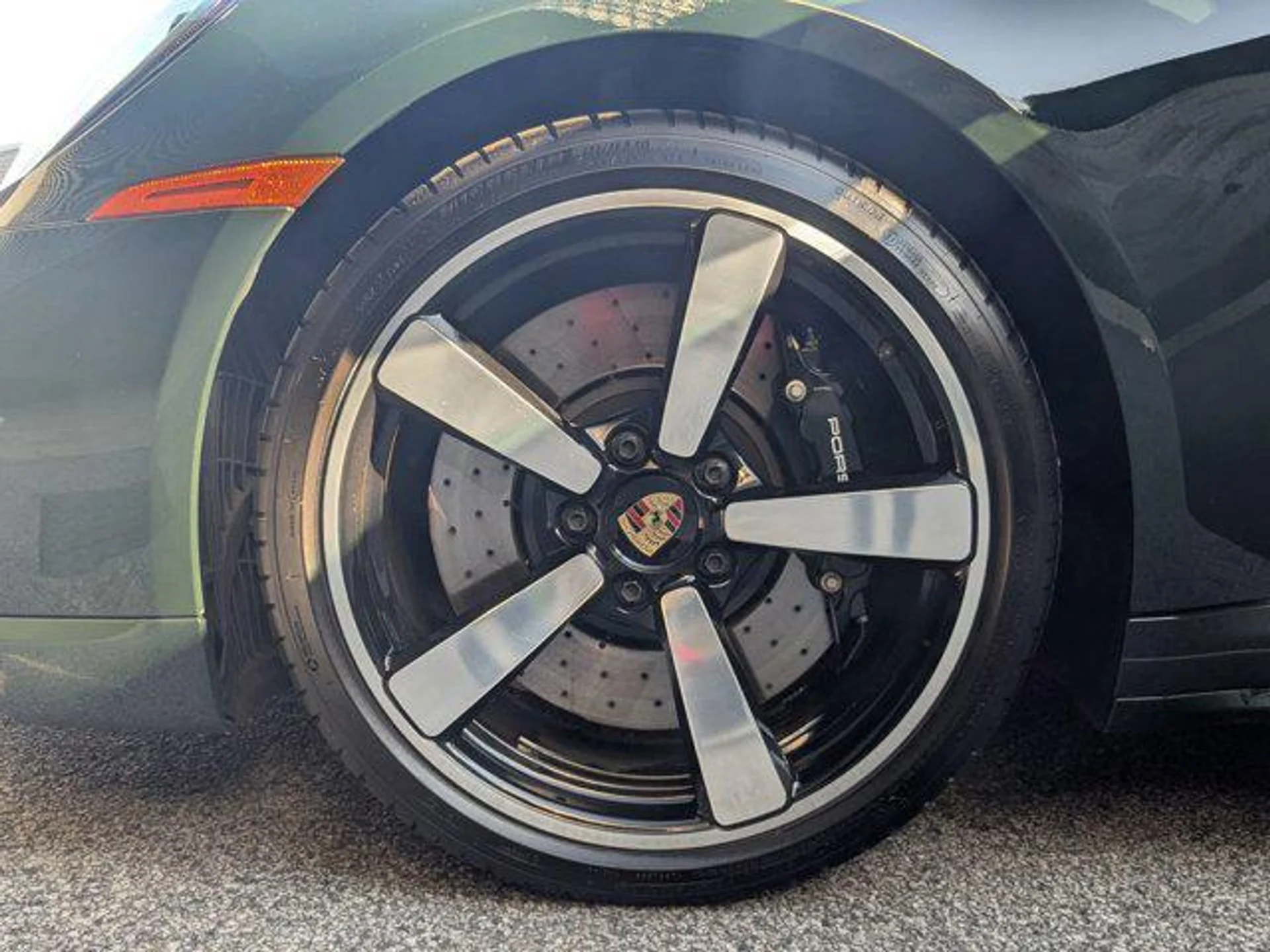 mph012_3881636684_0_F4w_DC_5_Cc_Fb_N3rk_Lu_A5i_Pl_Zk2s_28f79b9f3f