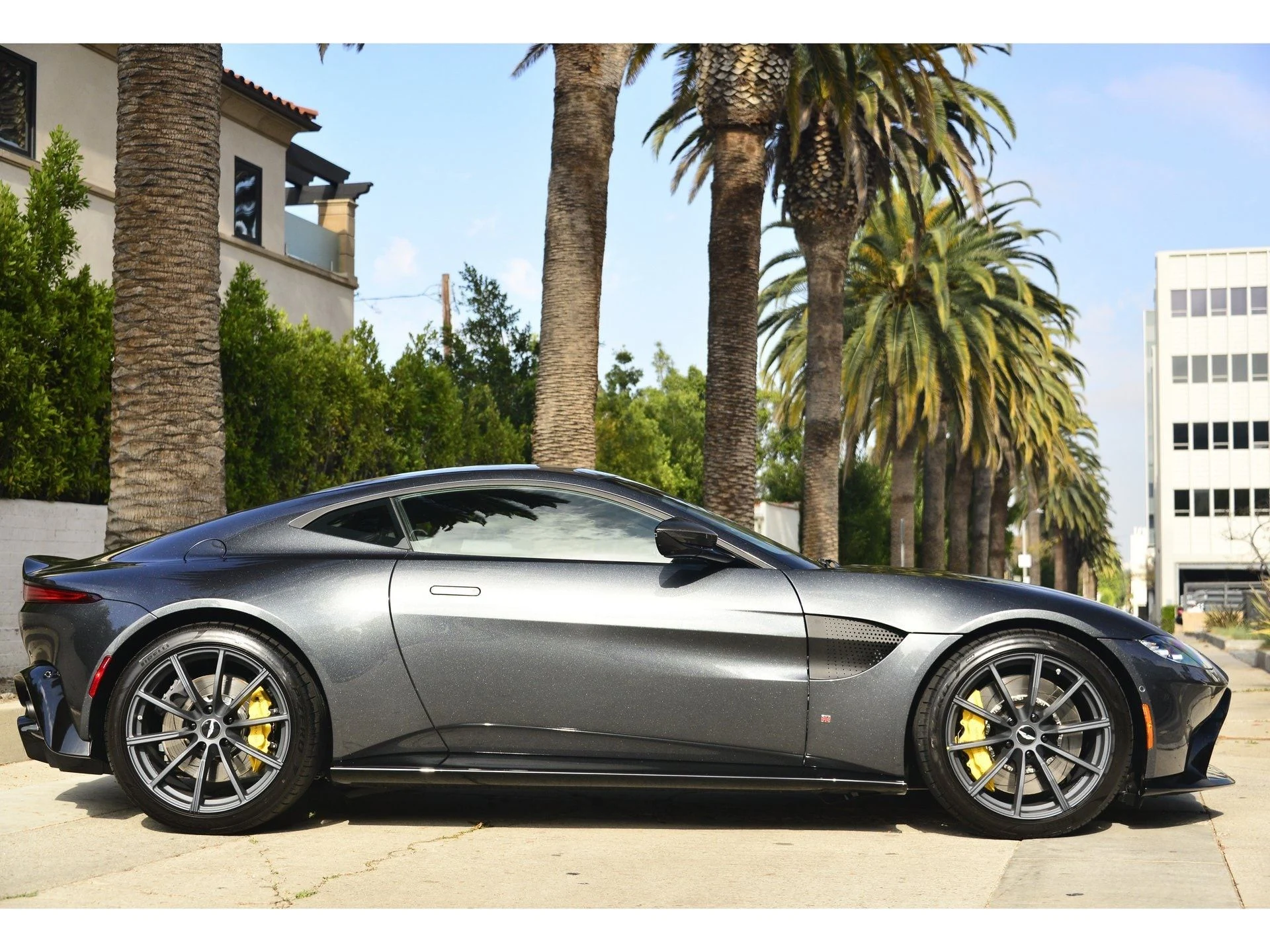 mph012_3882382561_53a3a9dc01cd4c409640cd9a80482d5fx_3f018e10f9