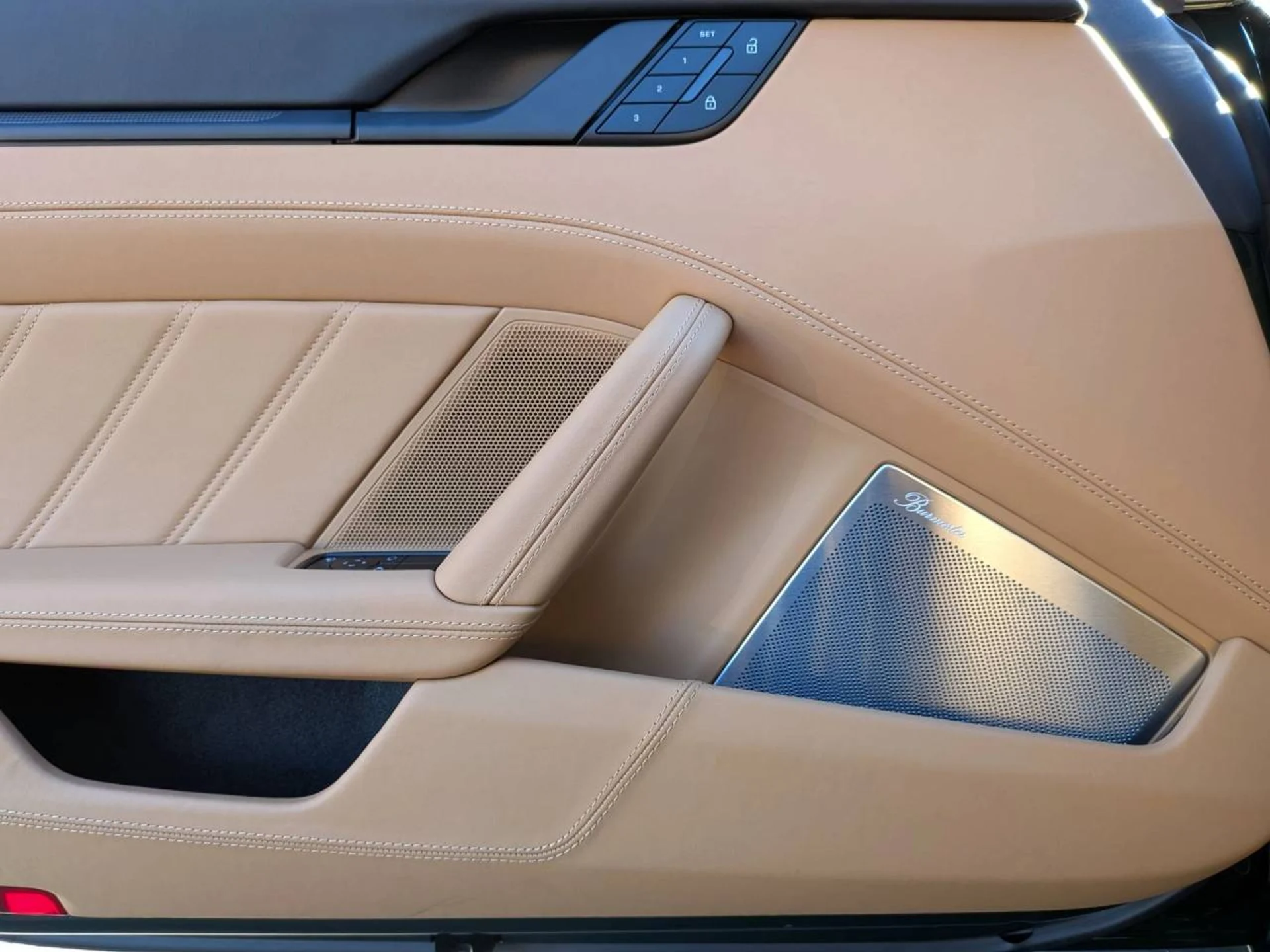 mph012_3885426202_0c375a07edc5b3022c88e652f1a71433_09de174881