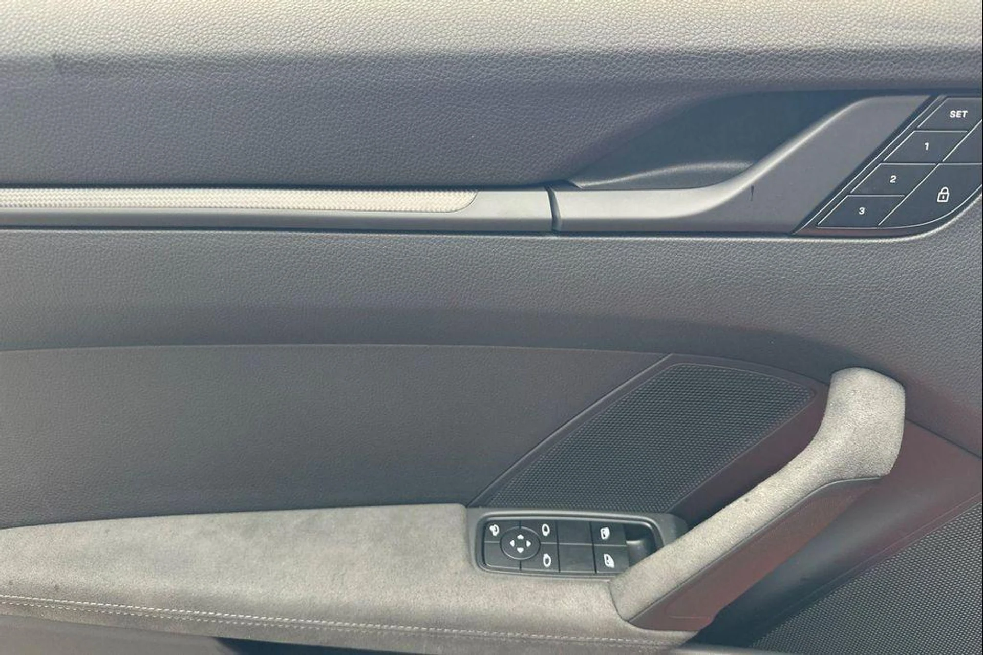 mph012_3885867951_6n6_Ubg0fn_Tif_1_V_Hst6t_HSV_Jur_I_f1eb9b8910