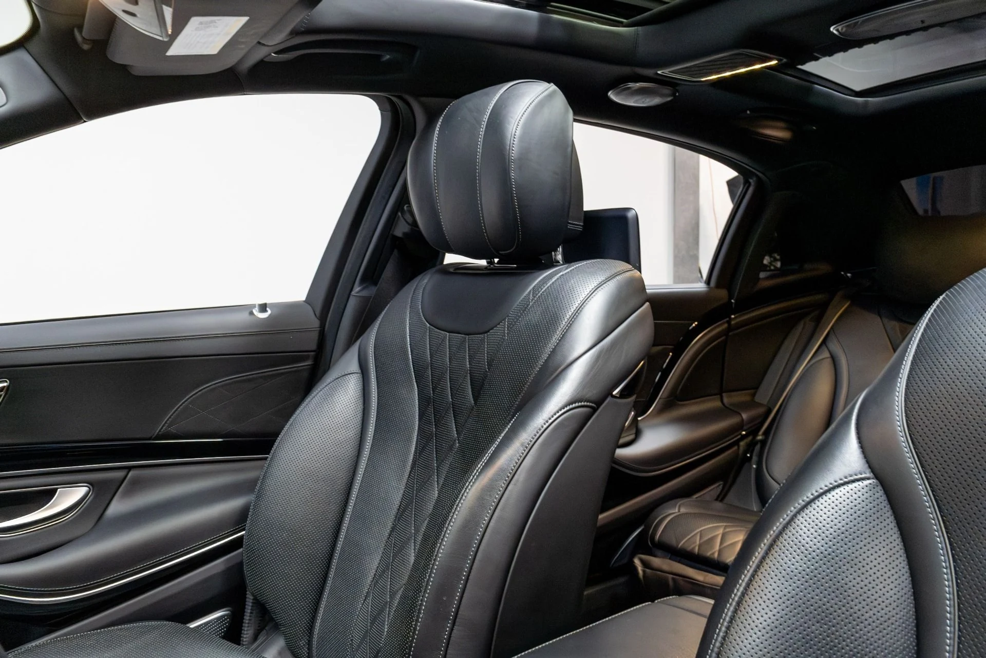 mph012_3903769324_Used_2020_Mercedes_Benz_S_Class_Maybach_S_650_1773874988_be26acfceb