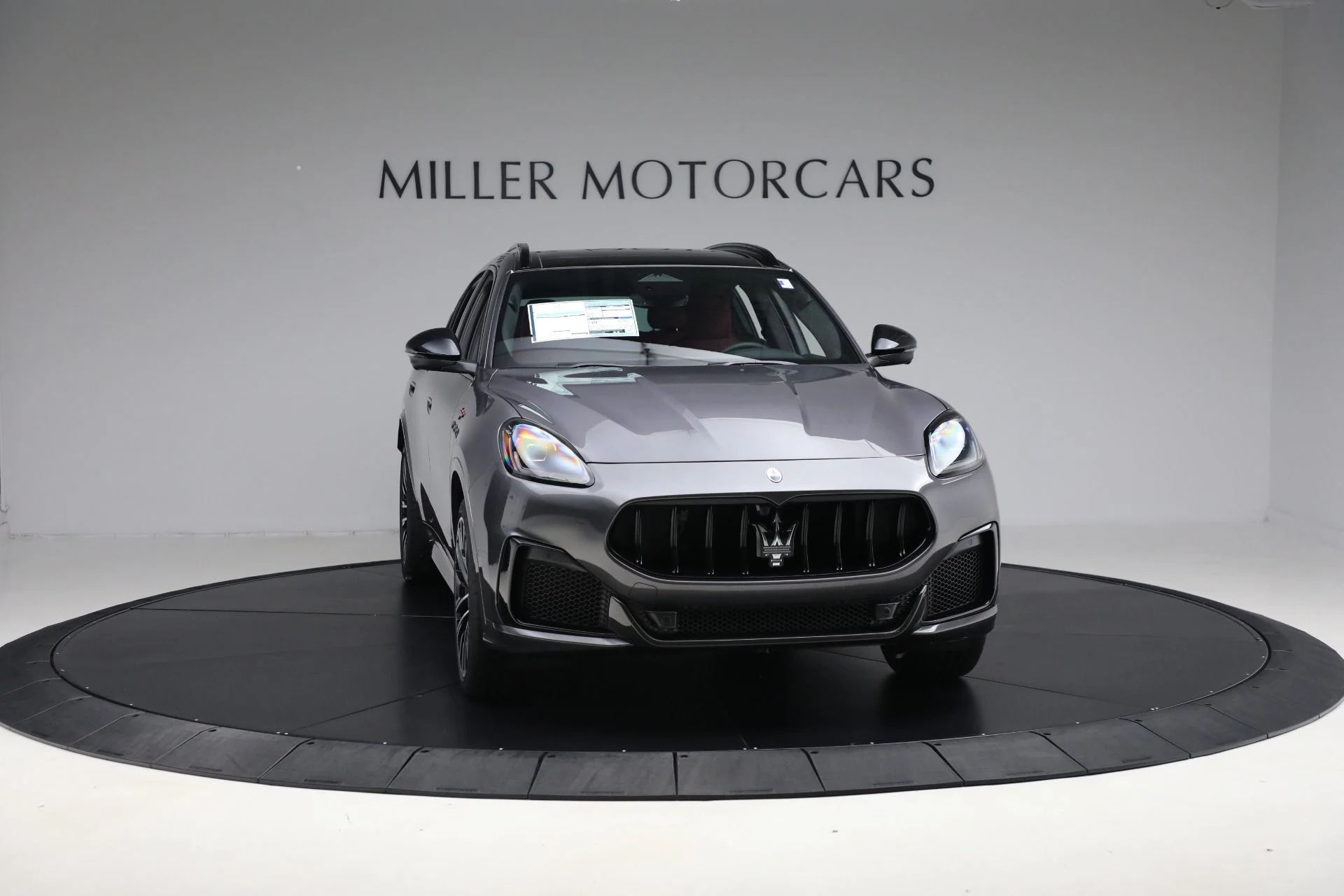 mph012_3907158177_New_2025_Maserati_Grecale_Trofeo_e84b05ef7f