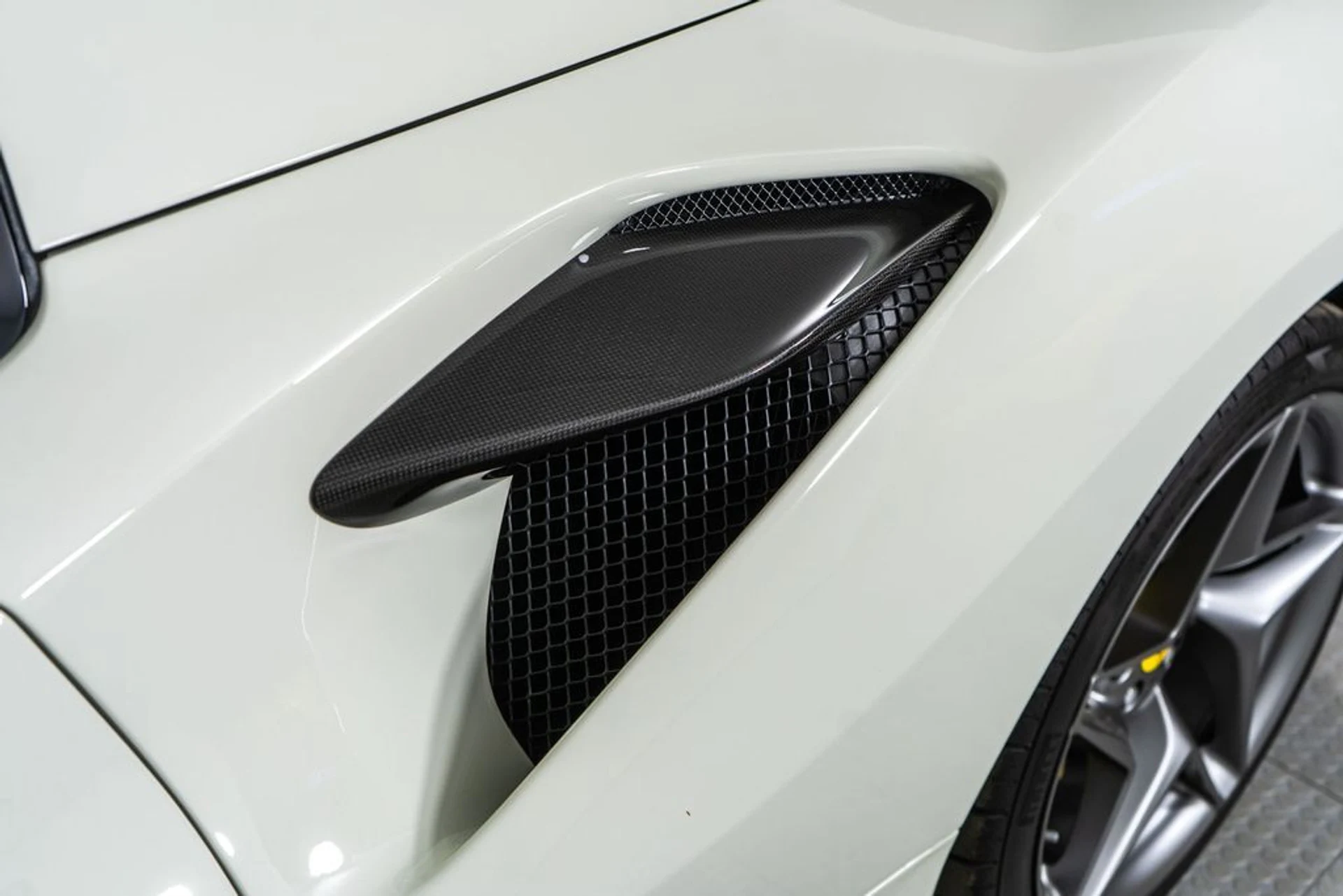 mph012_3913243999_b47e0257_b980_40c3_832b_7317e6668510_a36ddce21a