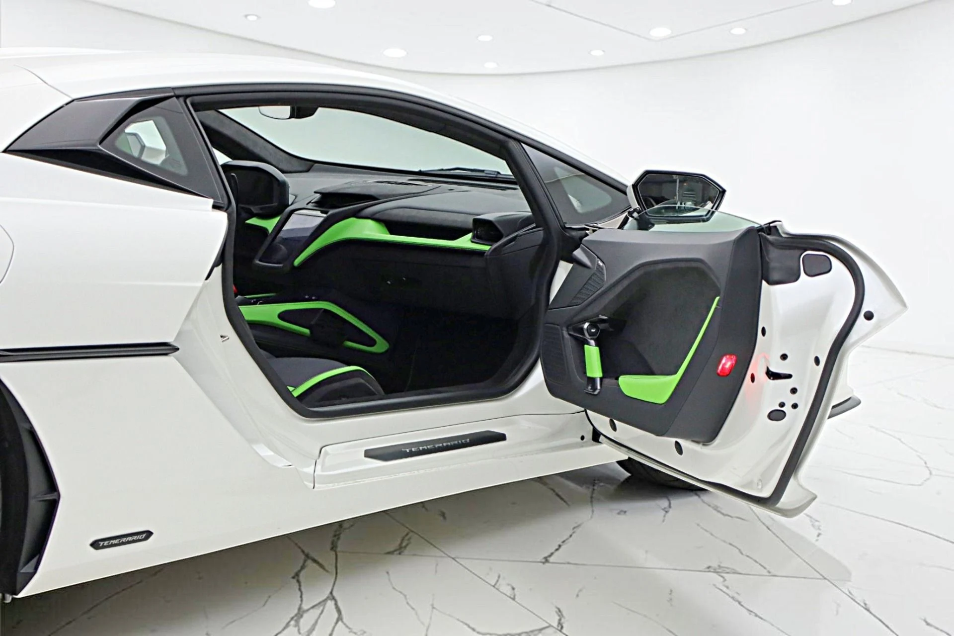 mph012_3916155100_Used_2026_Lamborghini_Temerario_LEASE_OPTIONS_AVAILABLE_f542f19737