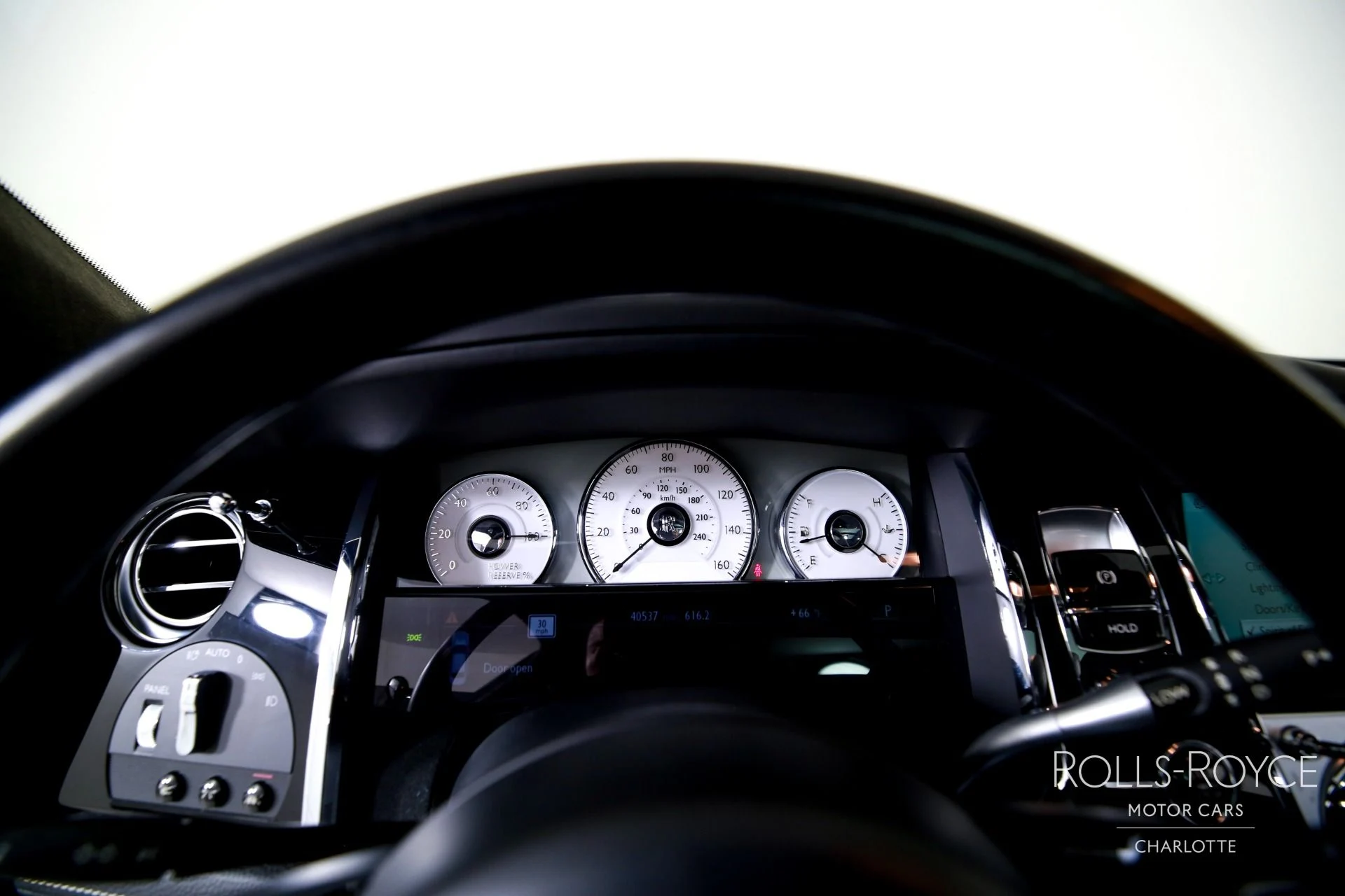 mph012_3921749402_Used_2015_Rolls_Royce_Ghost_1769450770_e553718ff4