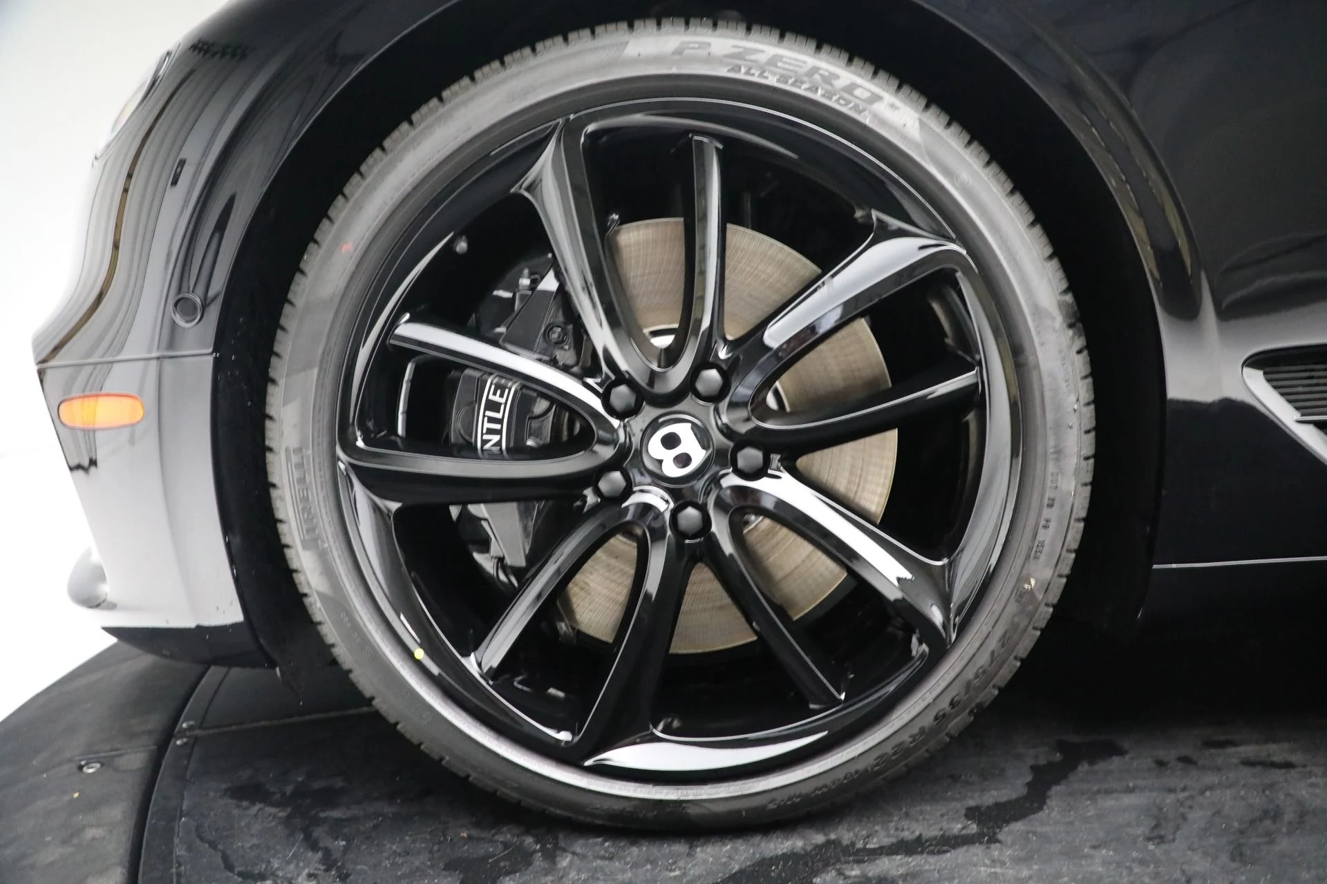 mph012_3924602570_Used_2022_Bentley_Continental_GT_V8_32907ca99e
