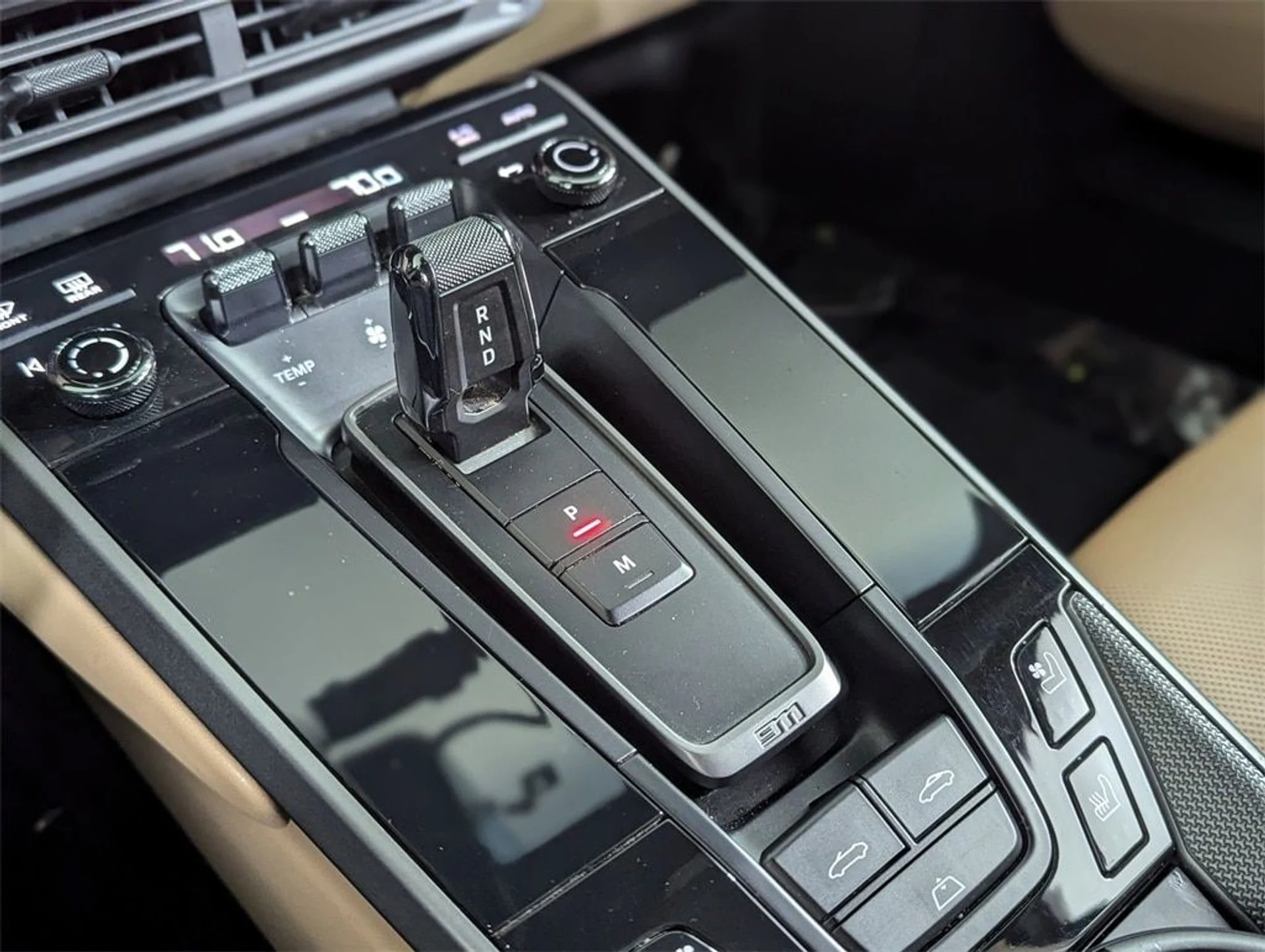 mph012_3925798906_f5f40b9698c26842c729f9e99d69a890x_b1374c7fee